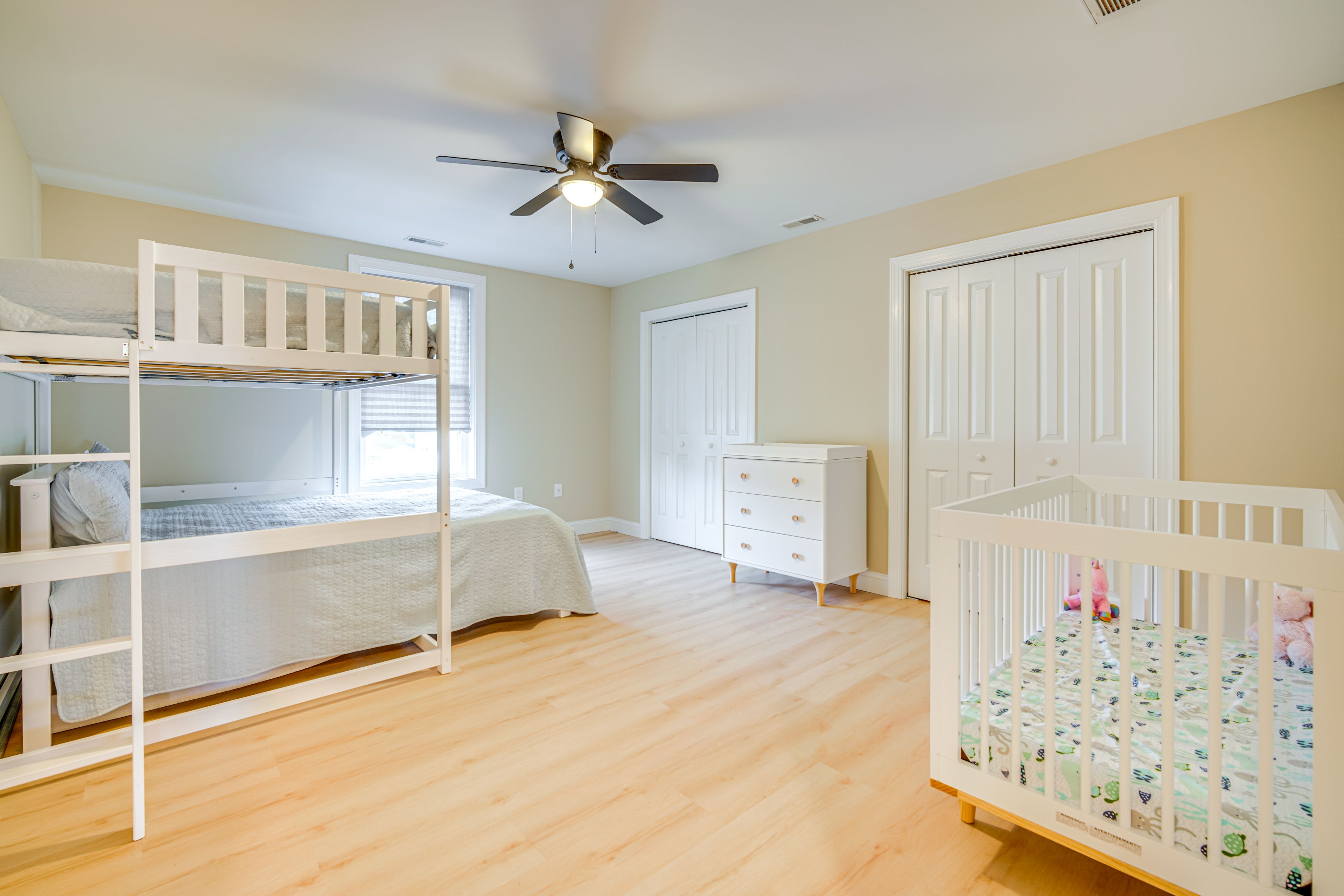 Bedroom 4 | Full/Queen Bunk Bed | Crib | 2nd Floor