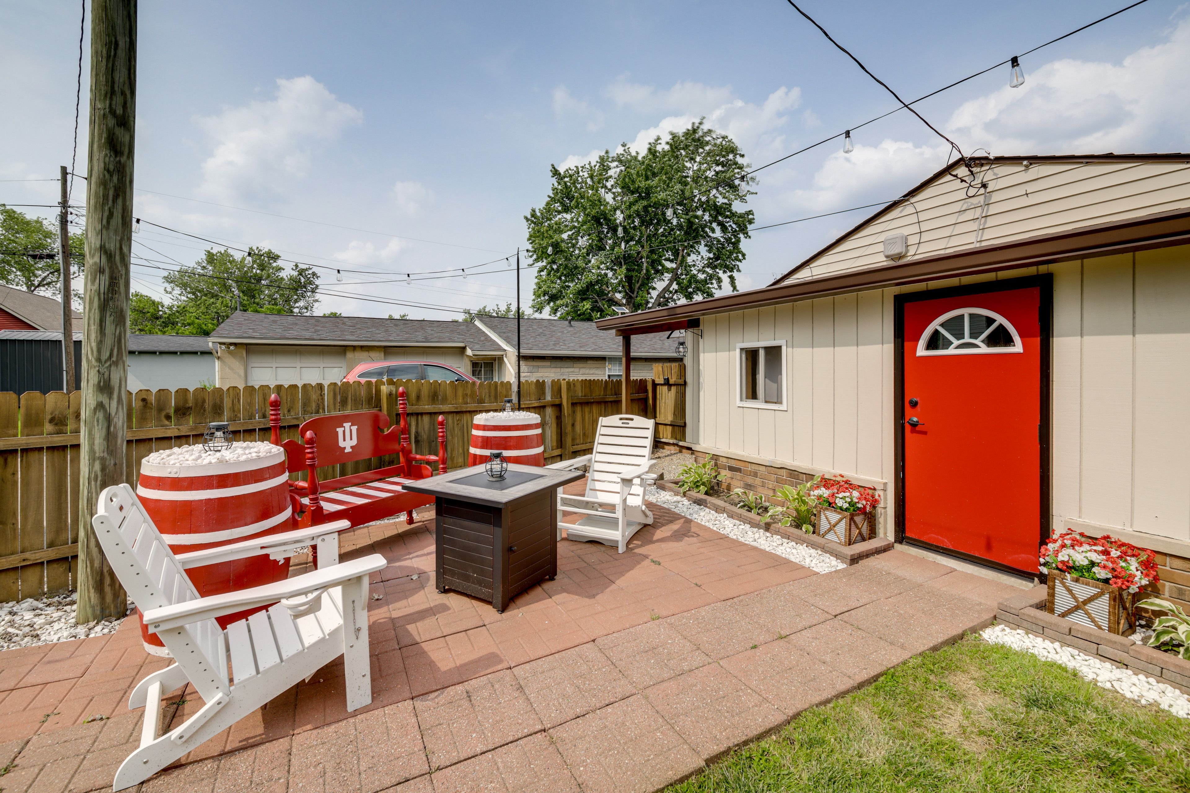 Patio | Outdoor Seating