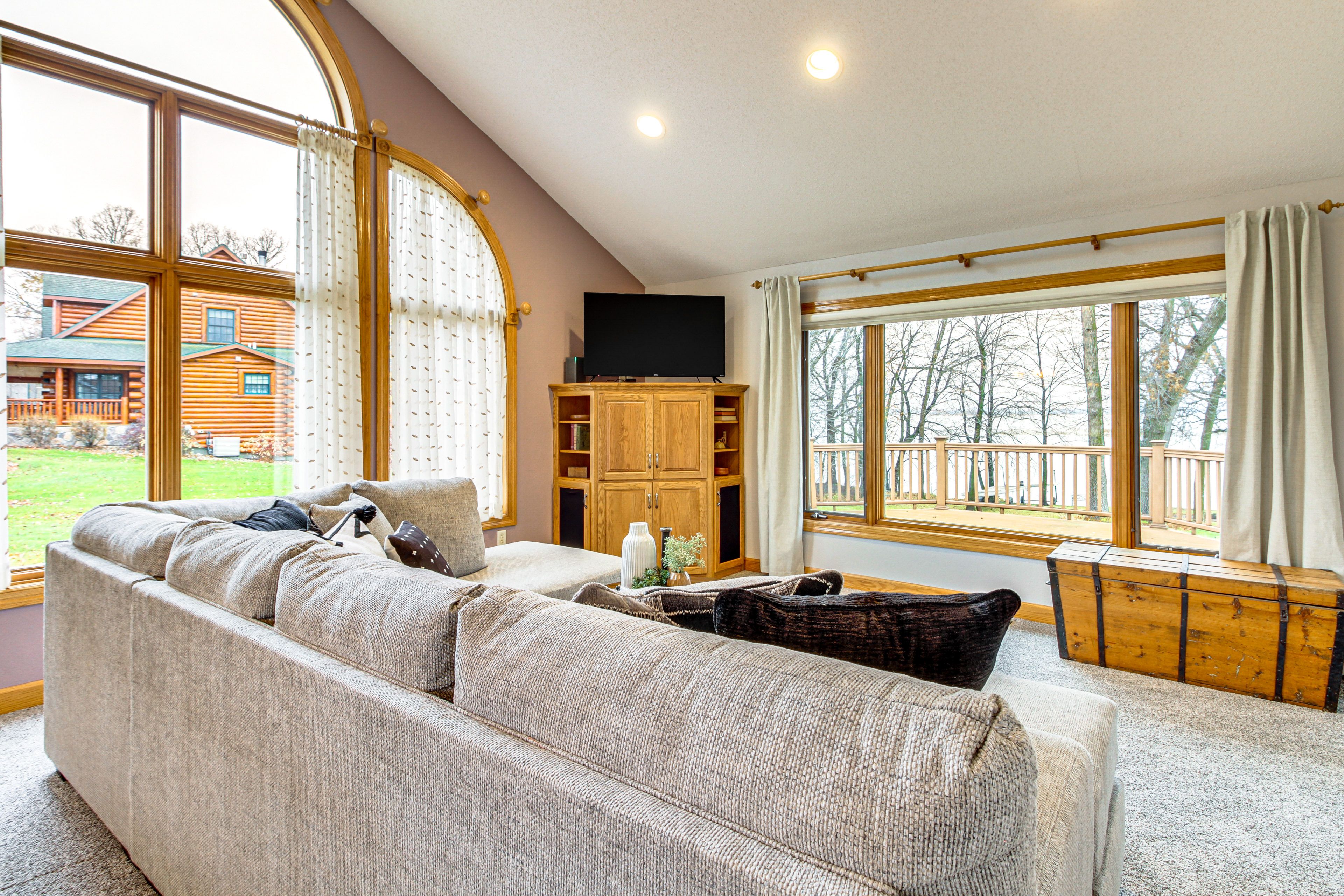 Ashby Vacation Rental | 4BR | 3BA | 3,440 Sq Ft | 2 Steps Required
