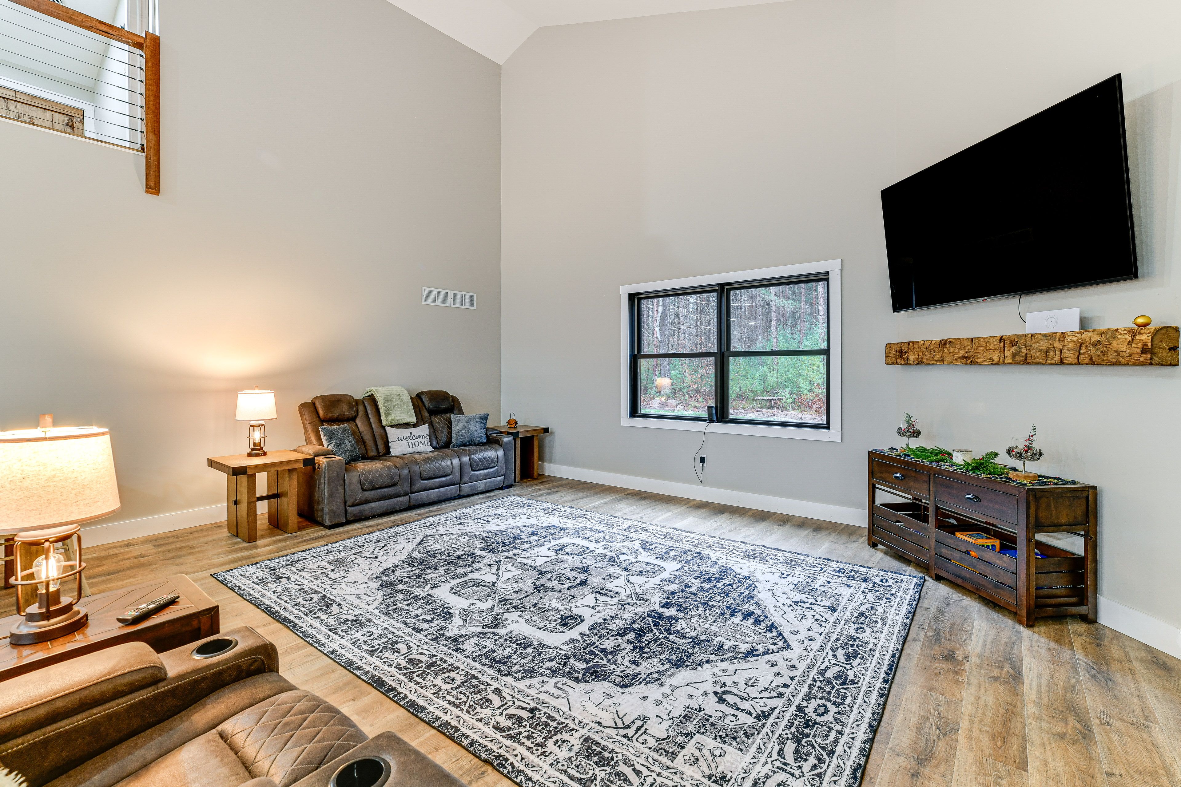 Living Room | 1st Floor | Smart TV | Free WiFi | Central A/C | Gas/Boiler Heat