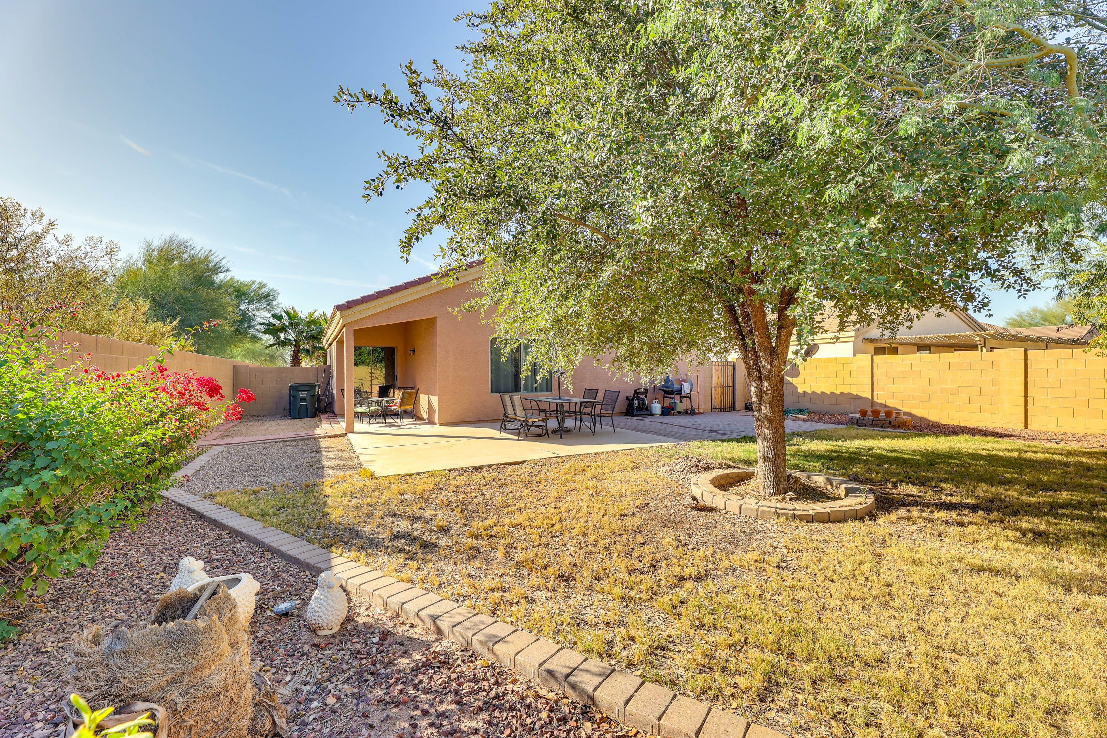 Fenced-In Backyard | Gas Grill