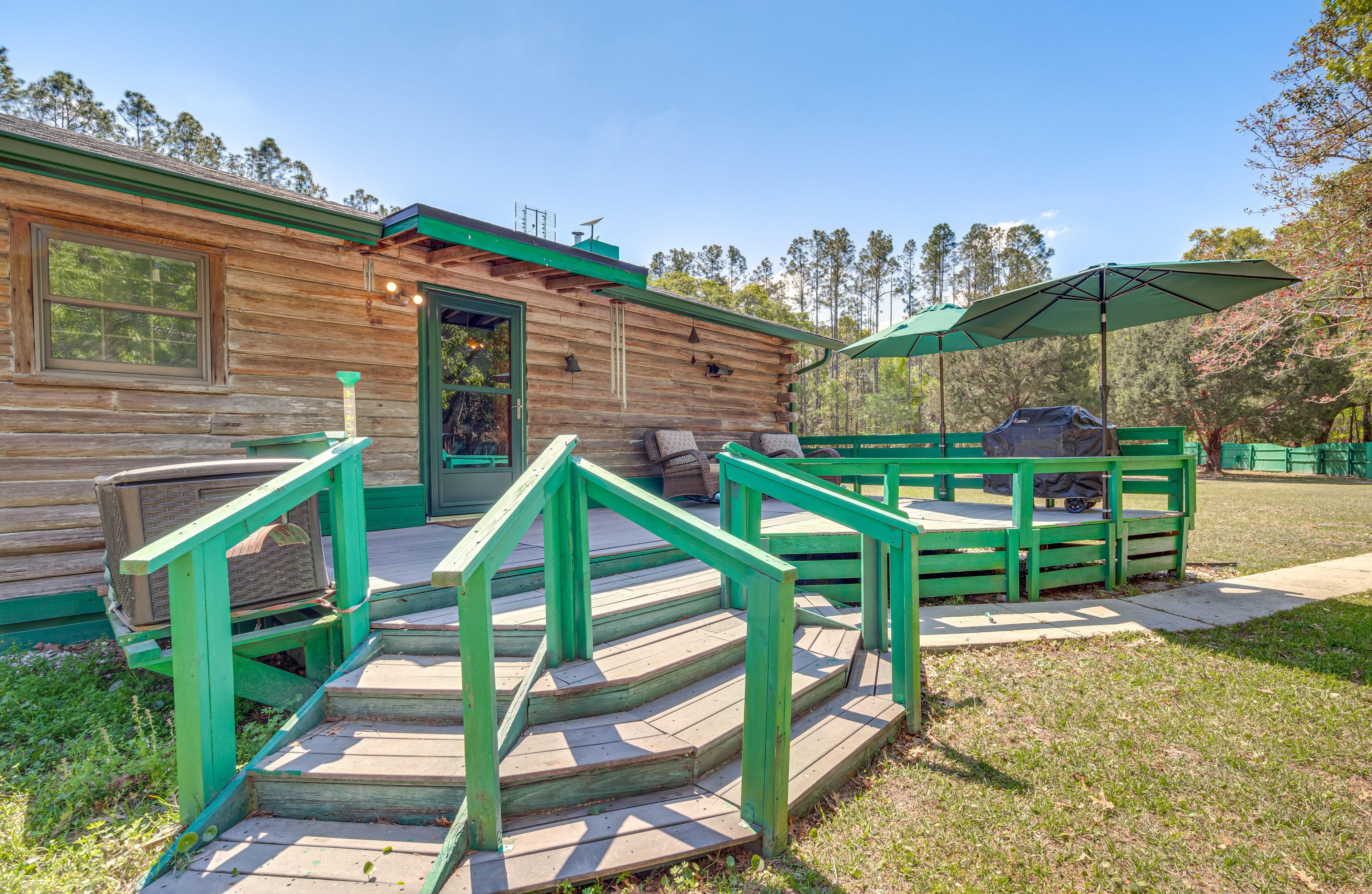 Deck | Gas Grill