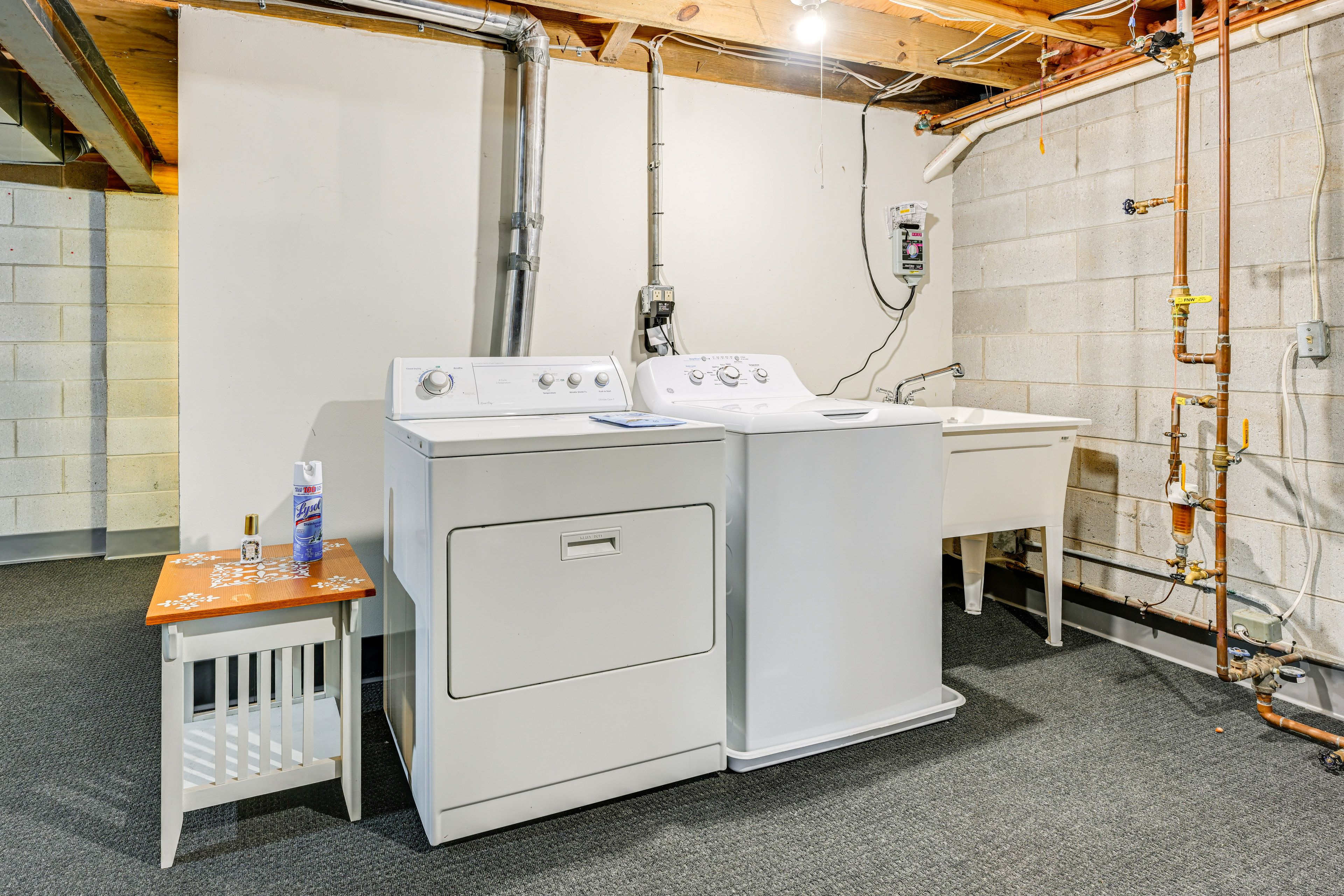 Washer & Dryer | Lower Level