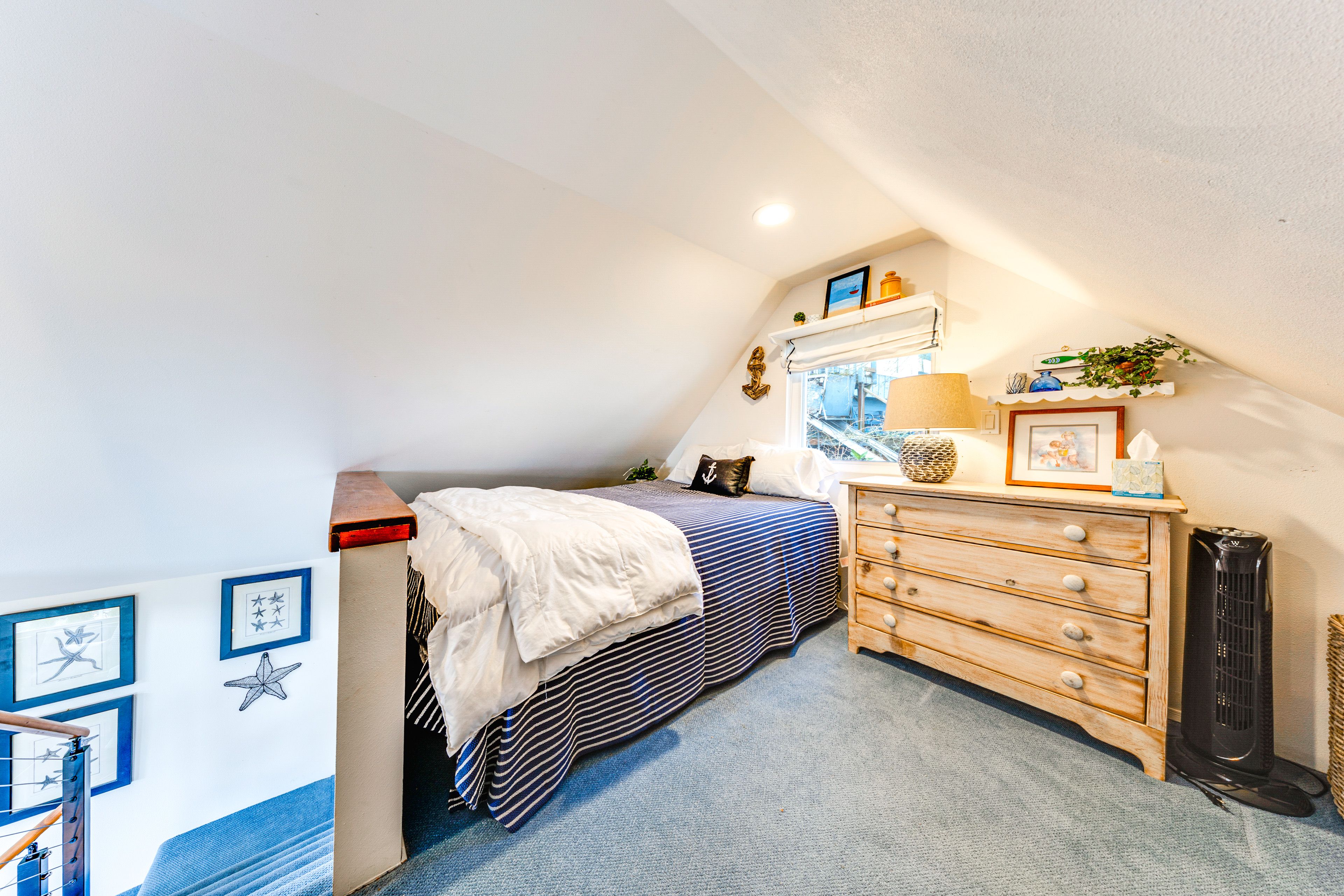 Loft | Queen Bed | 2nd Floor | Stairs Required