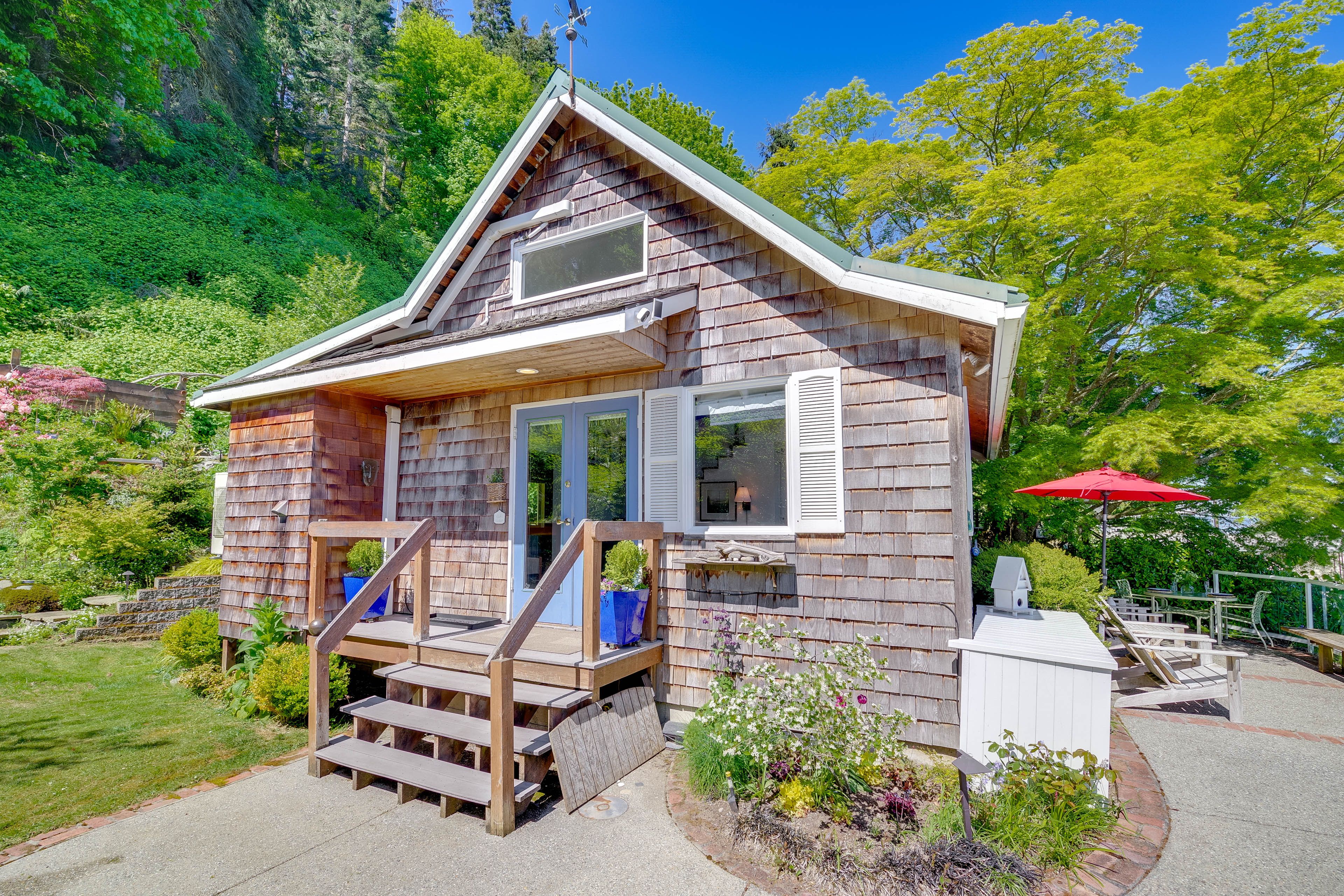 Property Exterior | 2-Story Cabin | Stunning Water Views