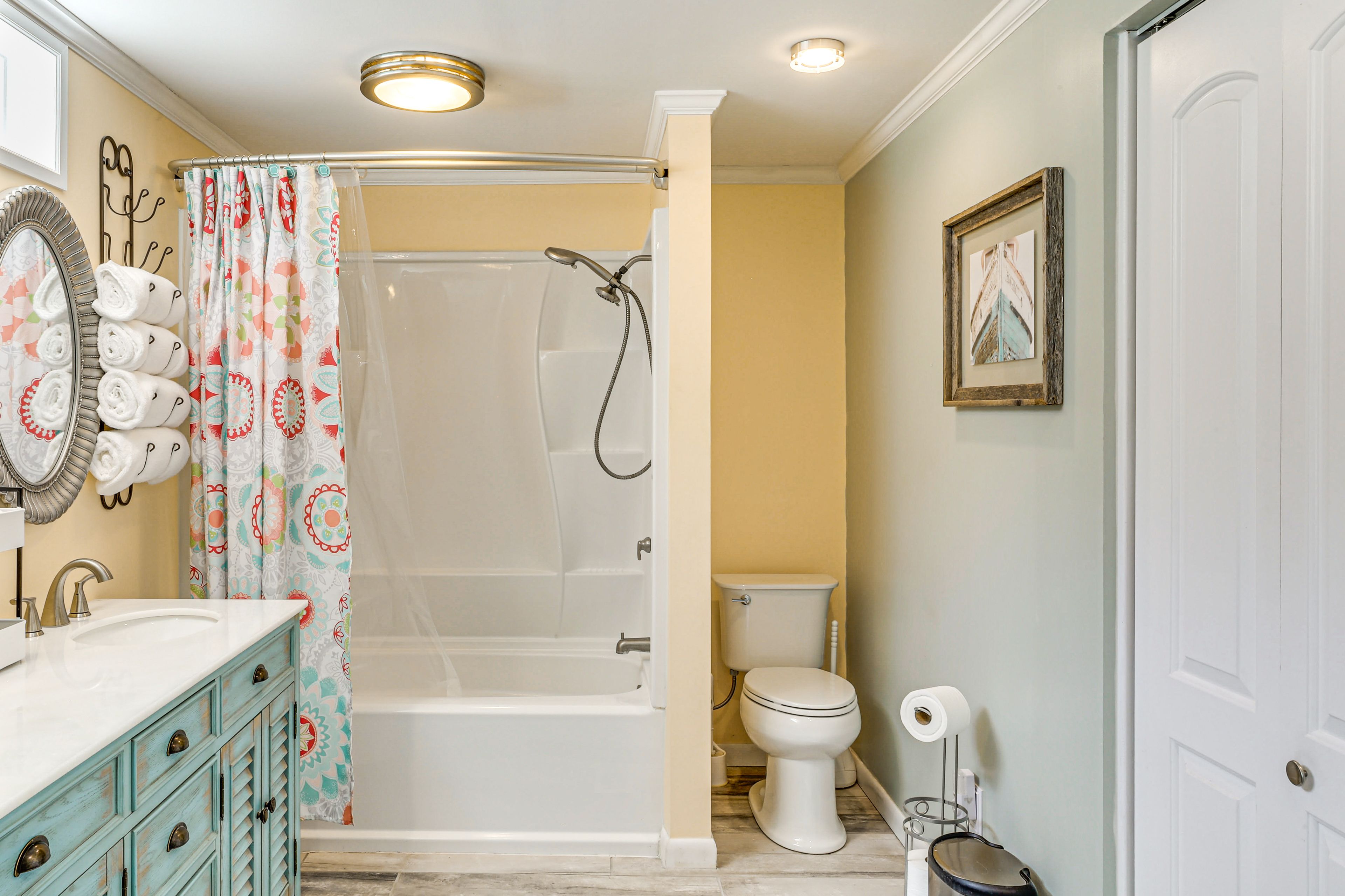 Full Bathroom
