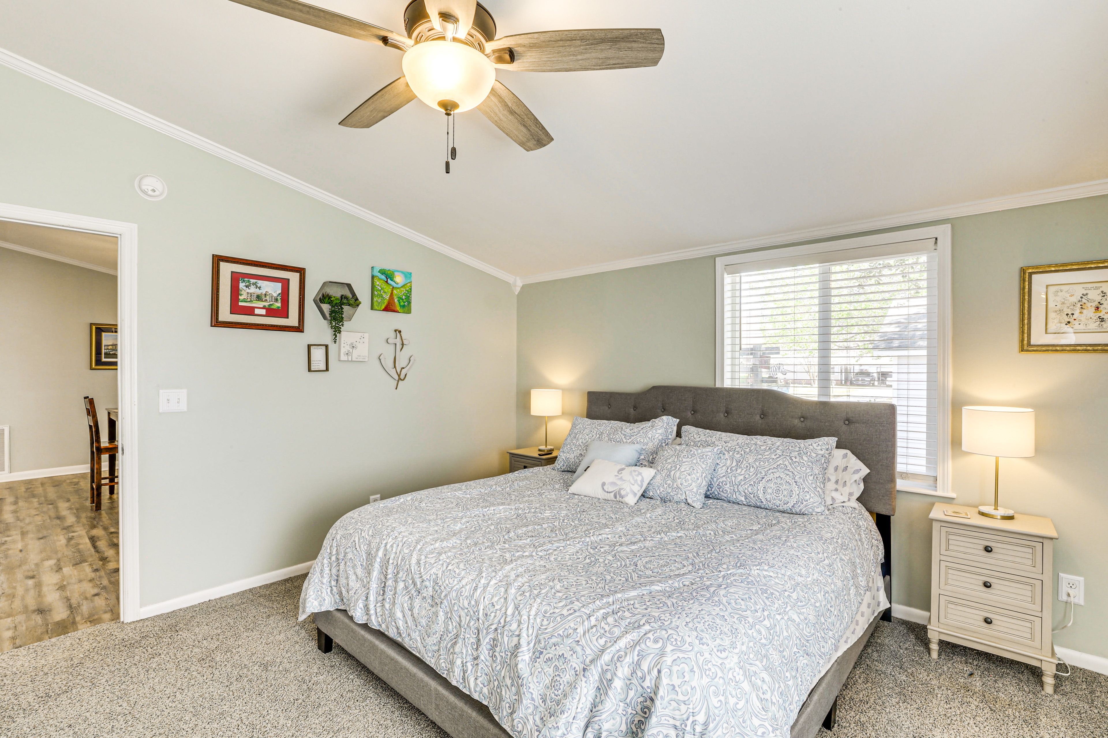 Bedroom 1 | King Bed