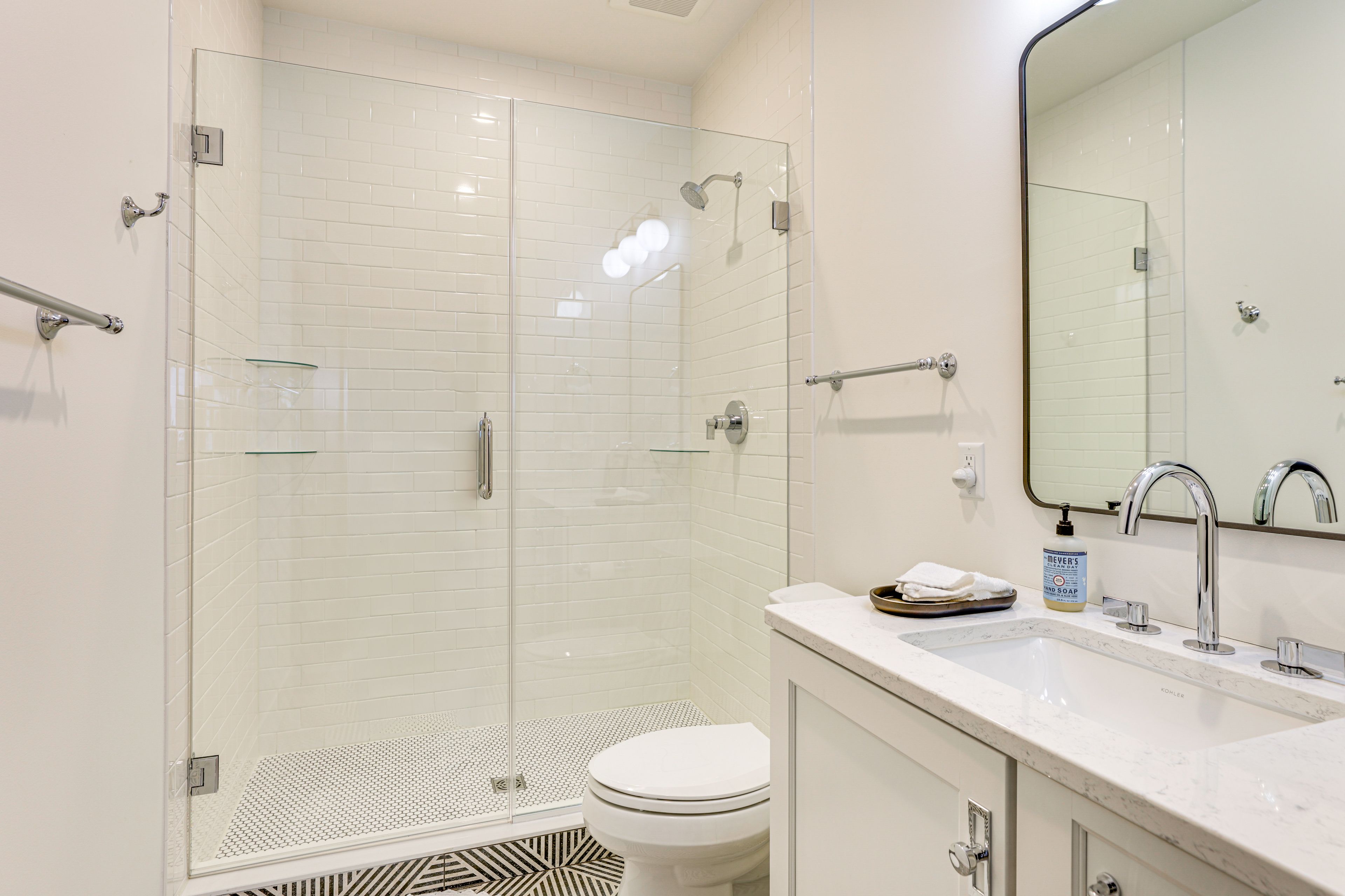 En-Suite Bathroom | 2nd Floor