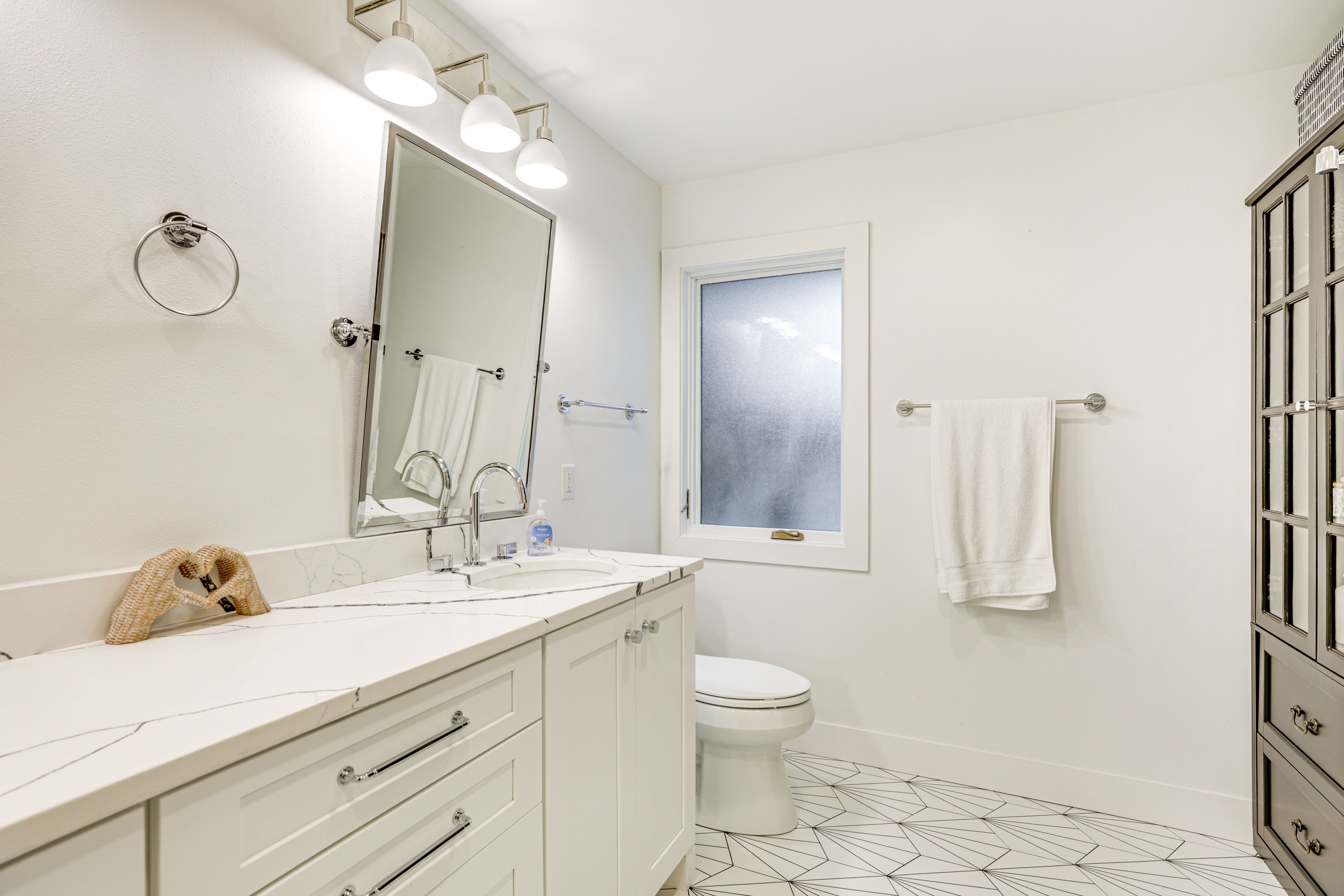 En-Suite Bathroom | 1st Floor