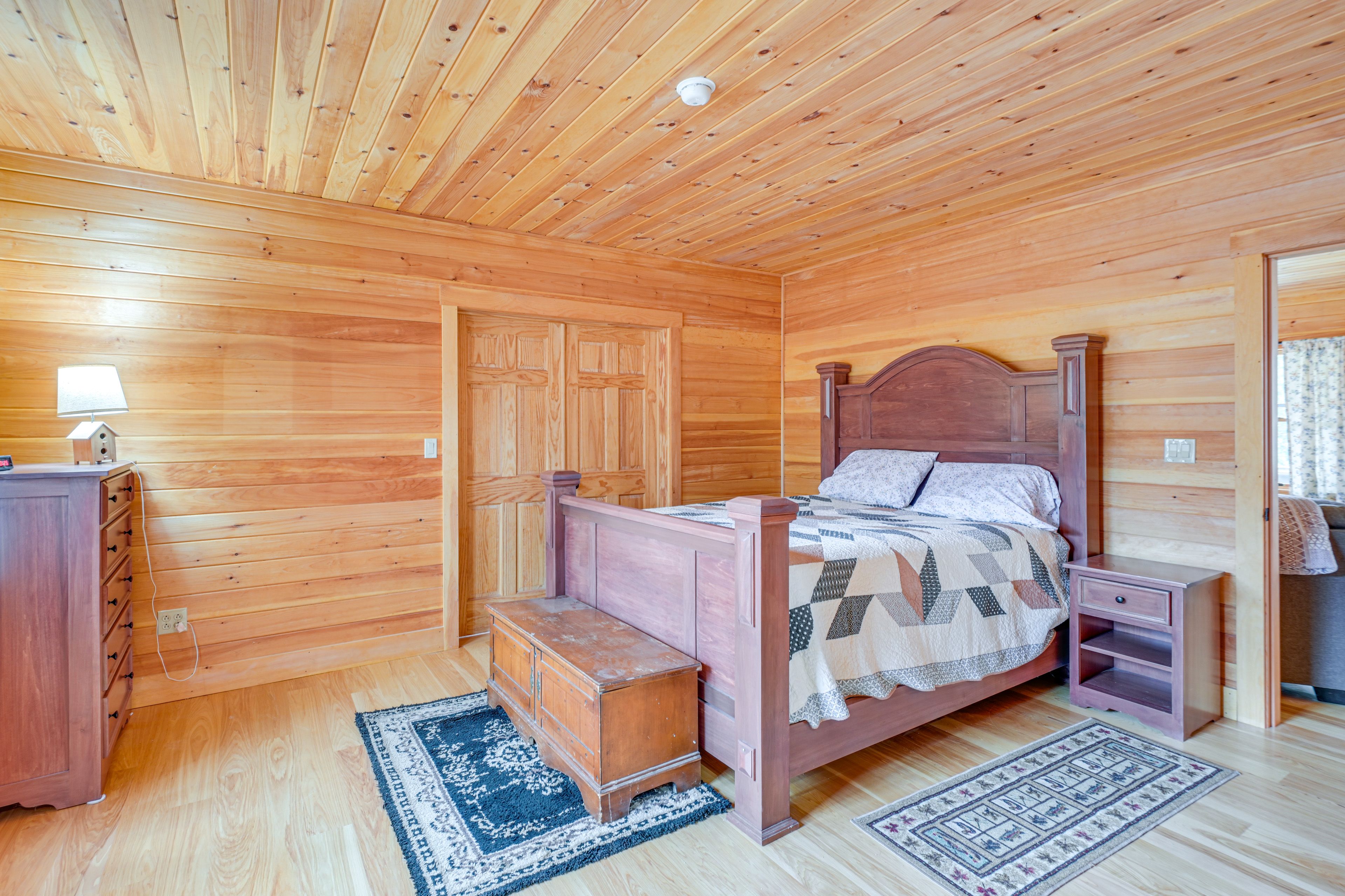 Bedroom 1 | Queen Bed | Linens Provided