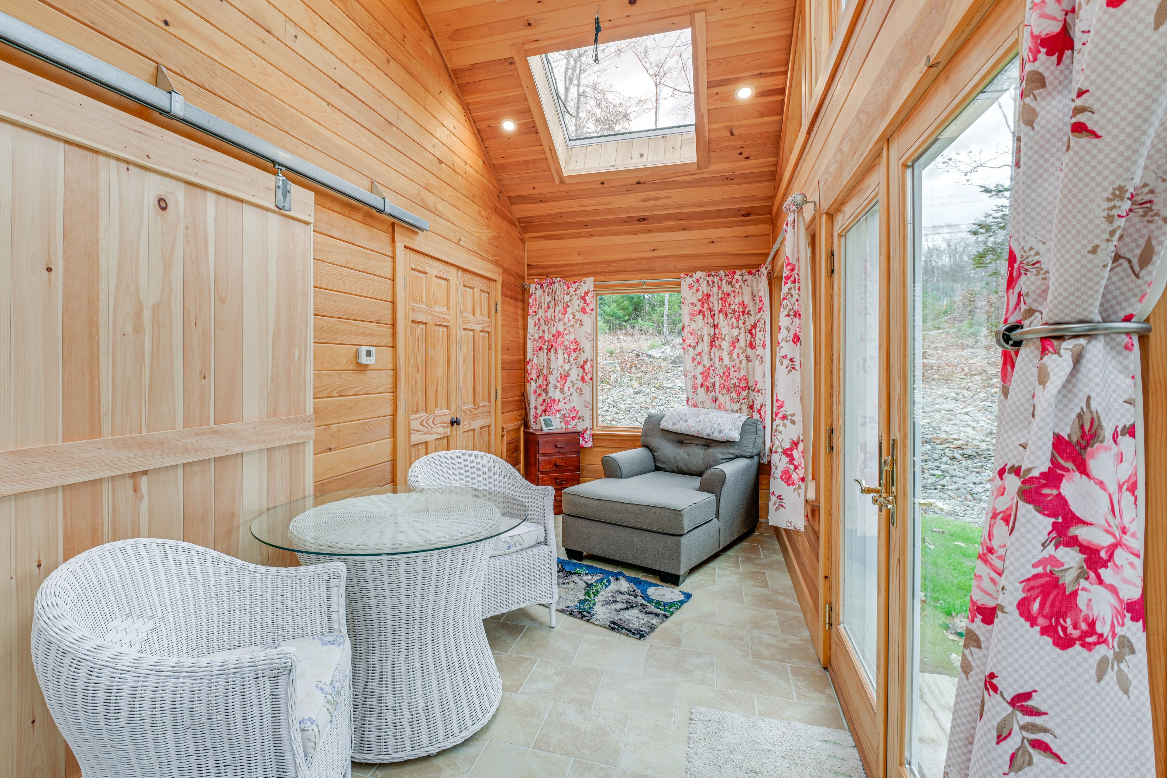 Furnished Sunroom | Dining Area | Dining Table | Dishware/Flatware