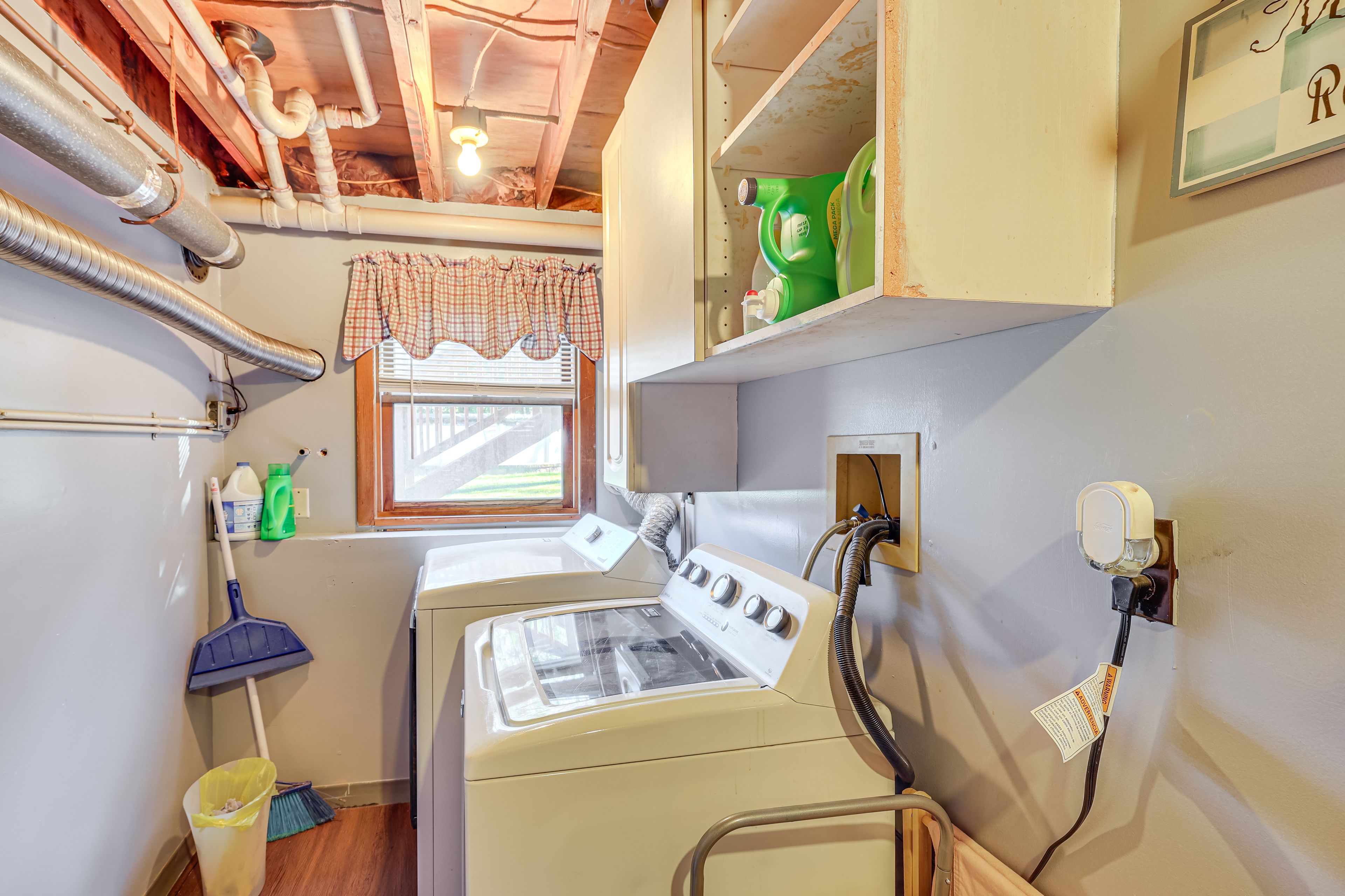 Laundry Room | Lower Level | Washer & Dryer