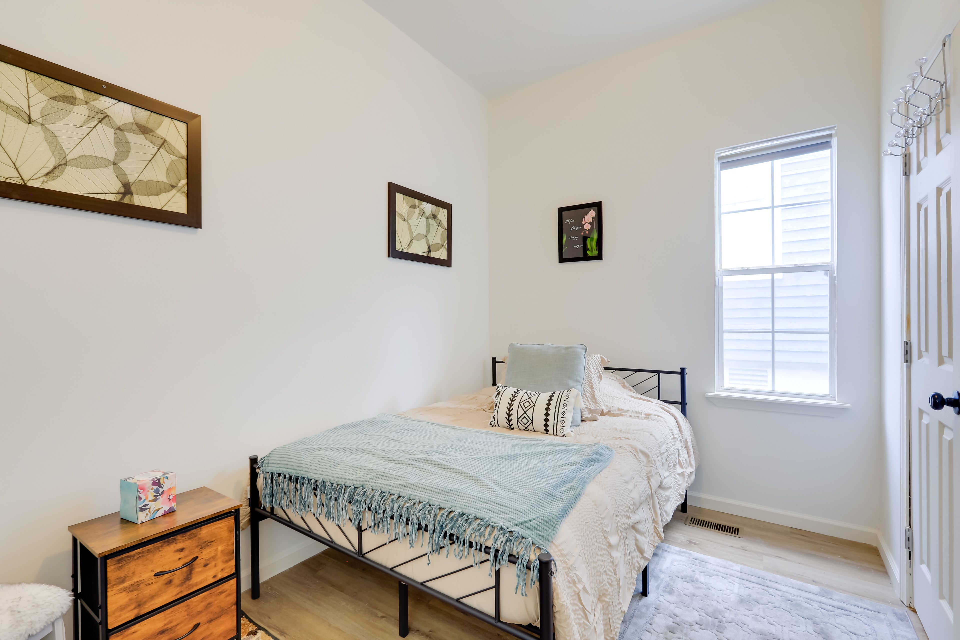 Bedroom 1 | Full Bed | Linens Provided