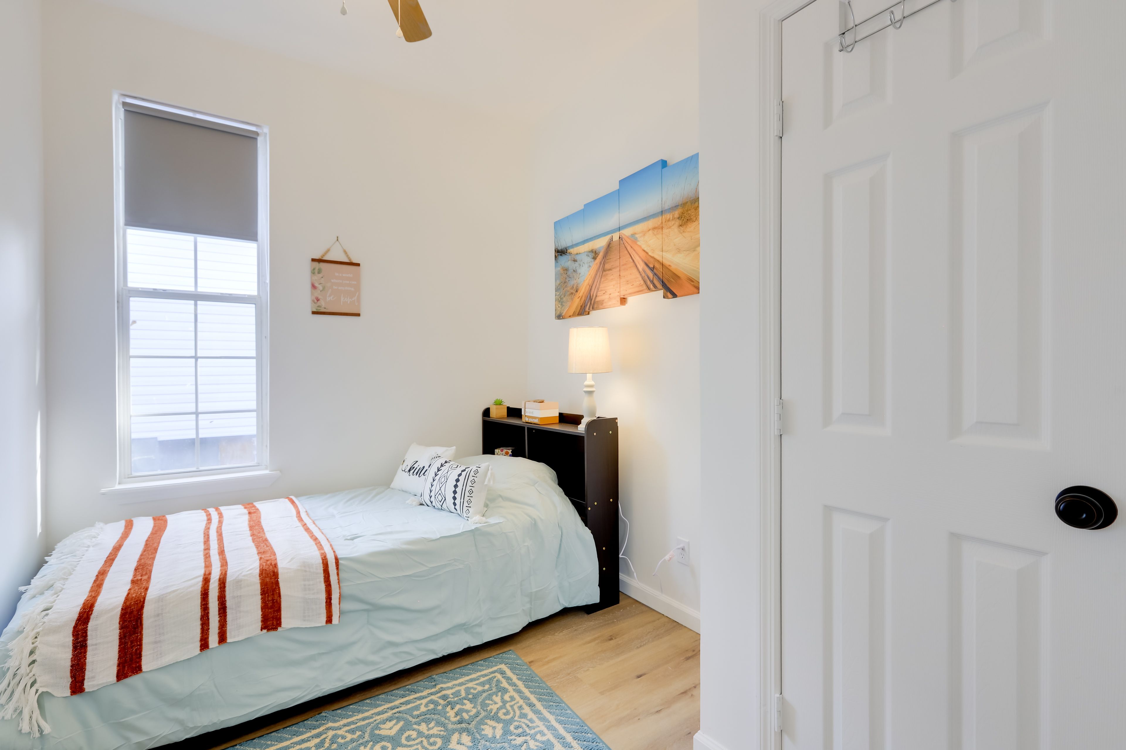 Bedroom 2 | Twin Bed w/ Twin Trundle