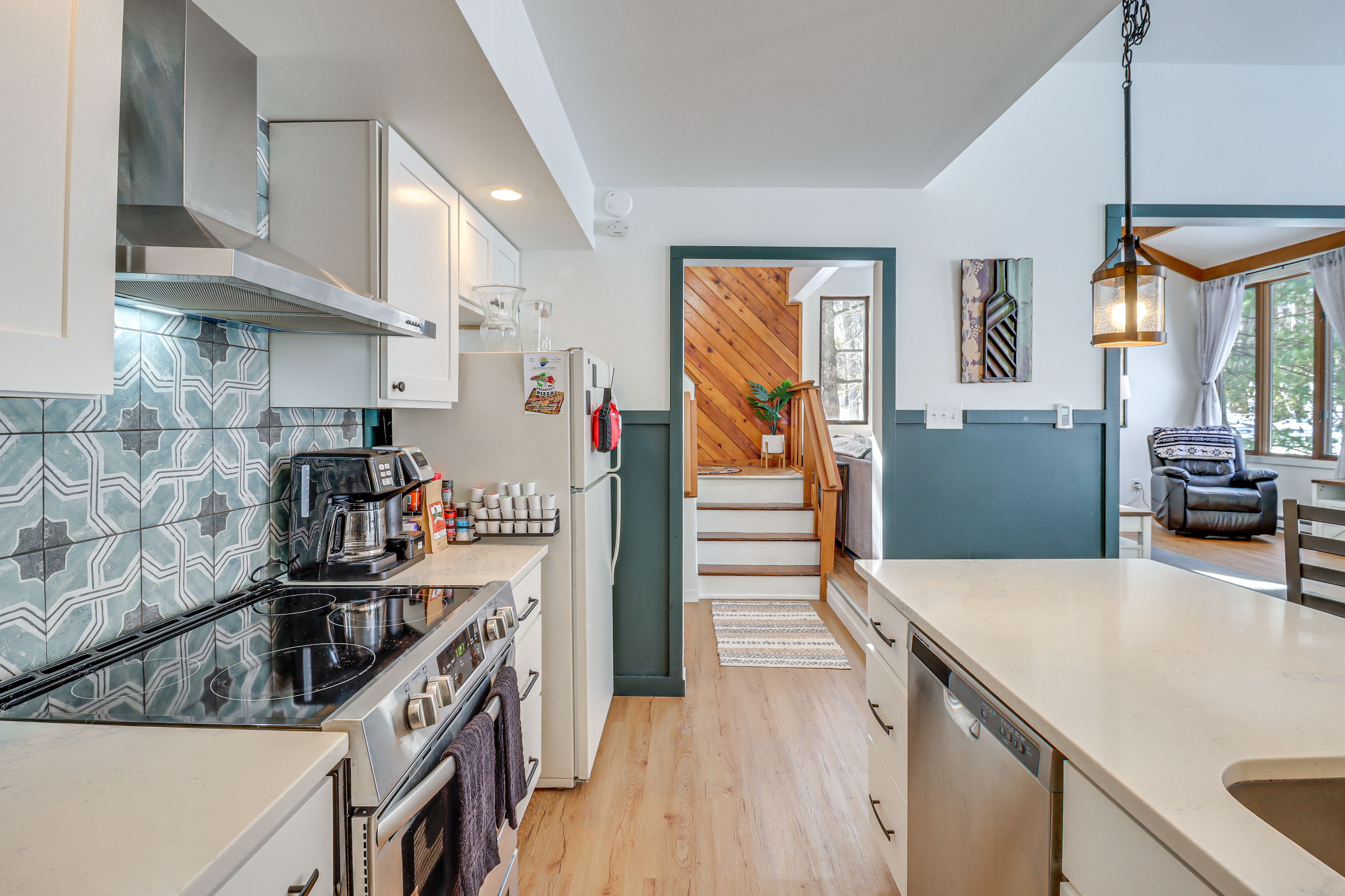 Kitchen | Main Level