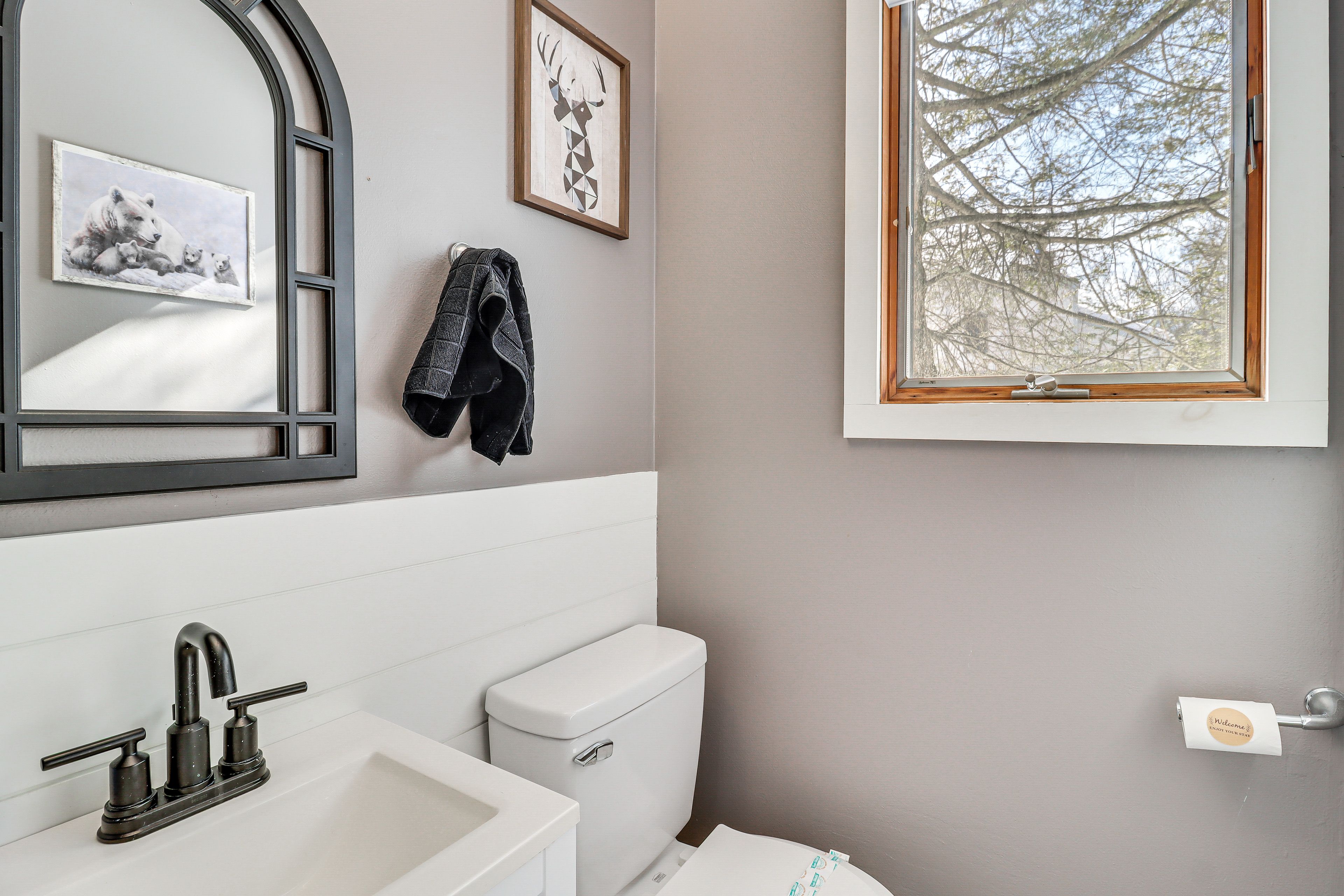 Half Bathroom | Main Level