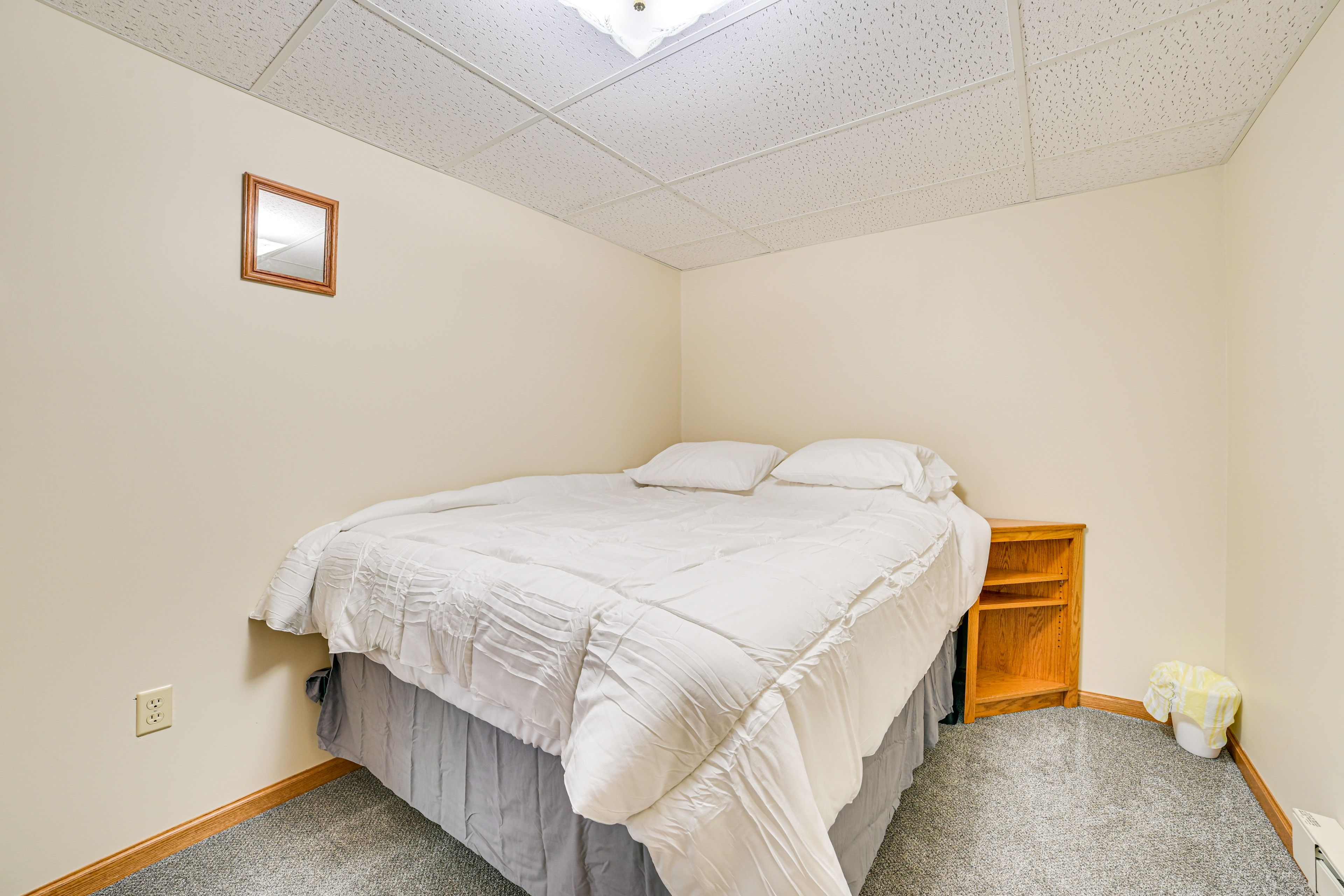 Bonus Room | Lower Level | Queen Bed | Linens Provided