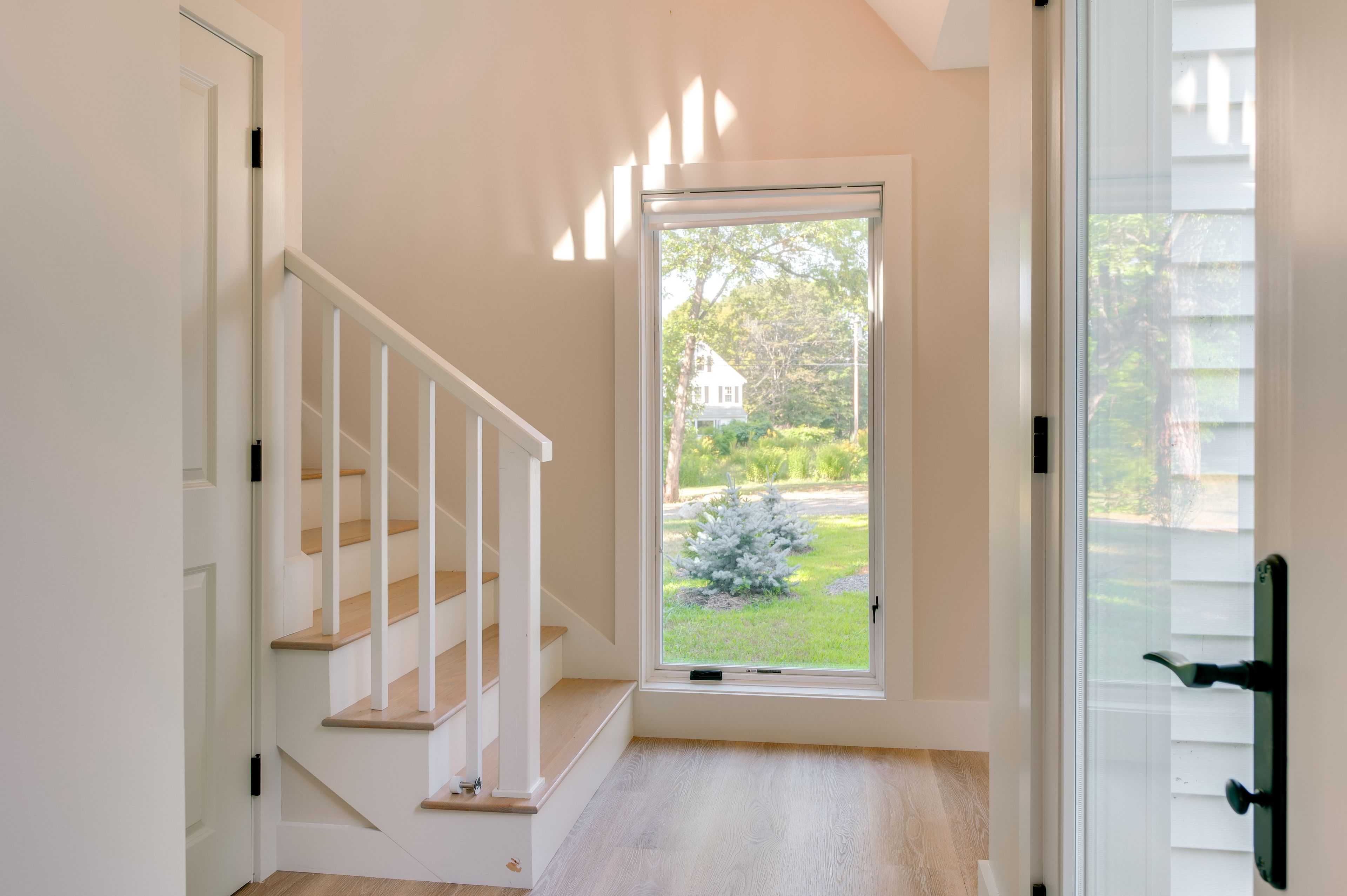 Entryway | Stairs to 2nd Floor