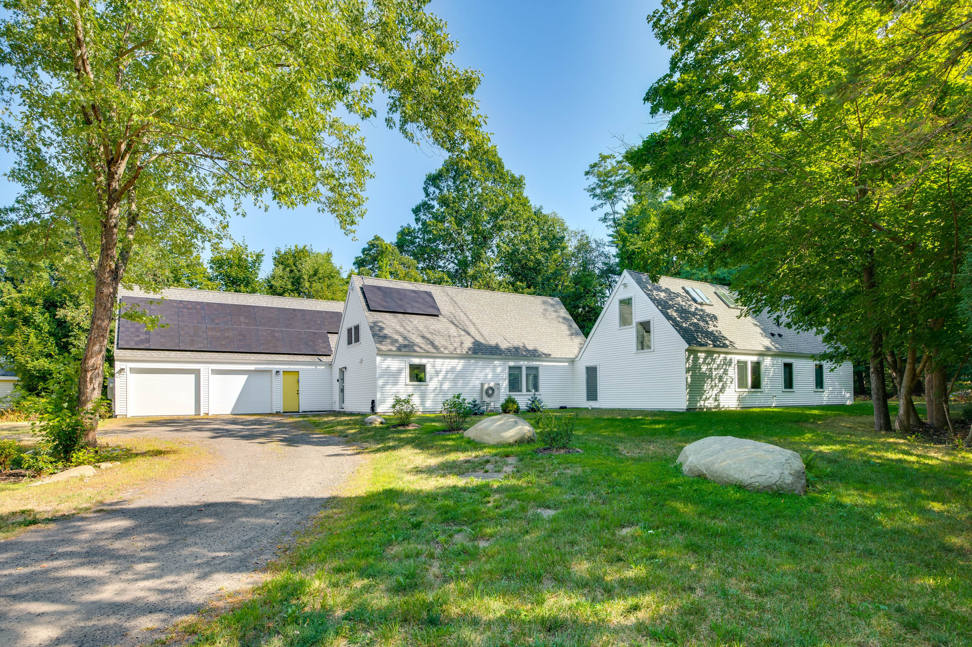 Home Exterior | Custom Build