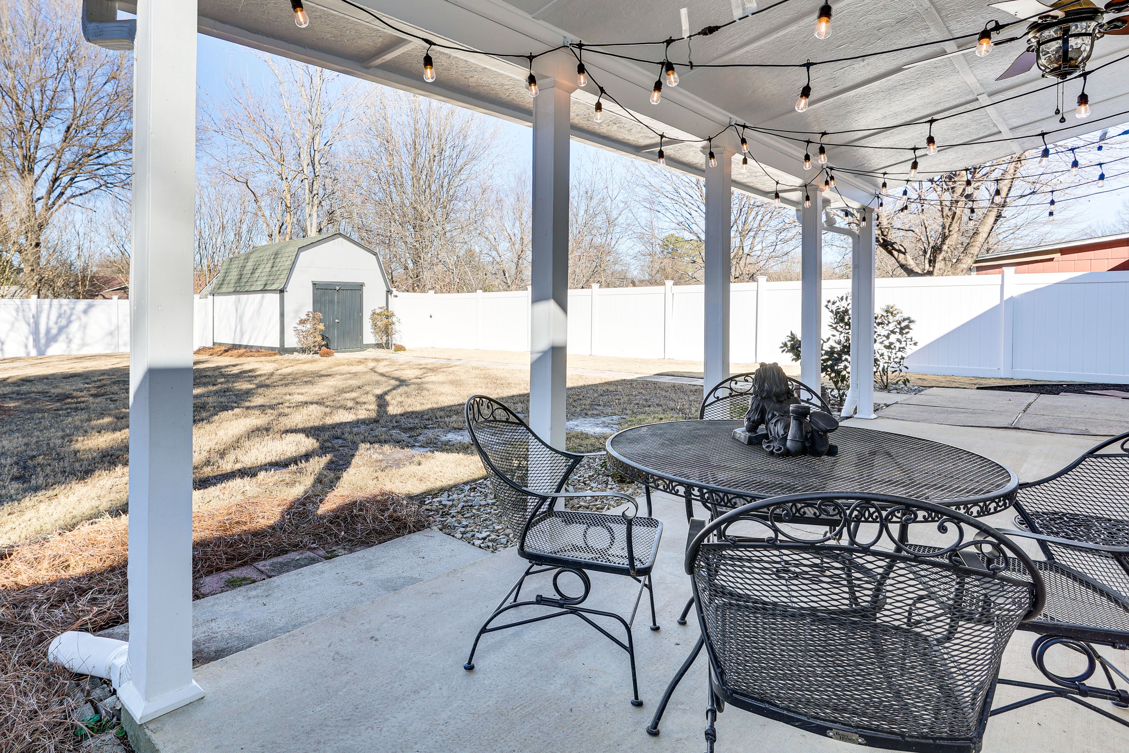 Covered Patio | Gas Grill