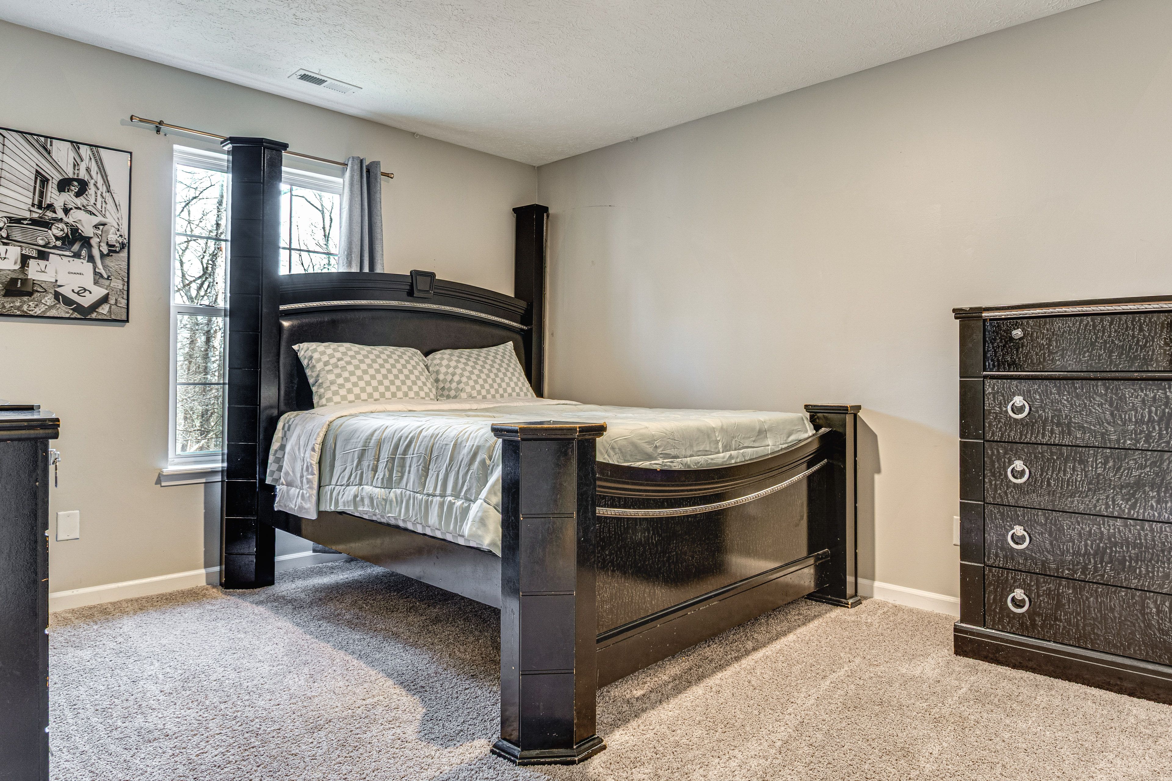 Bedroom 2 | Upper Level | Queen Bed