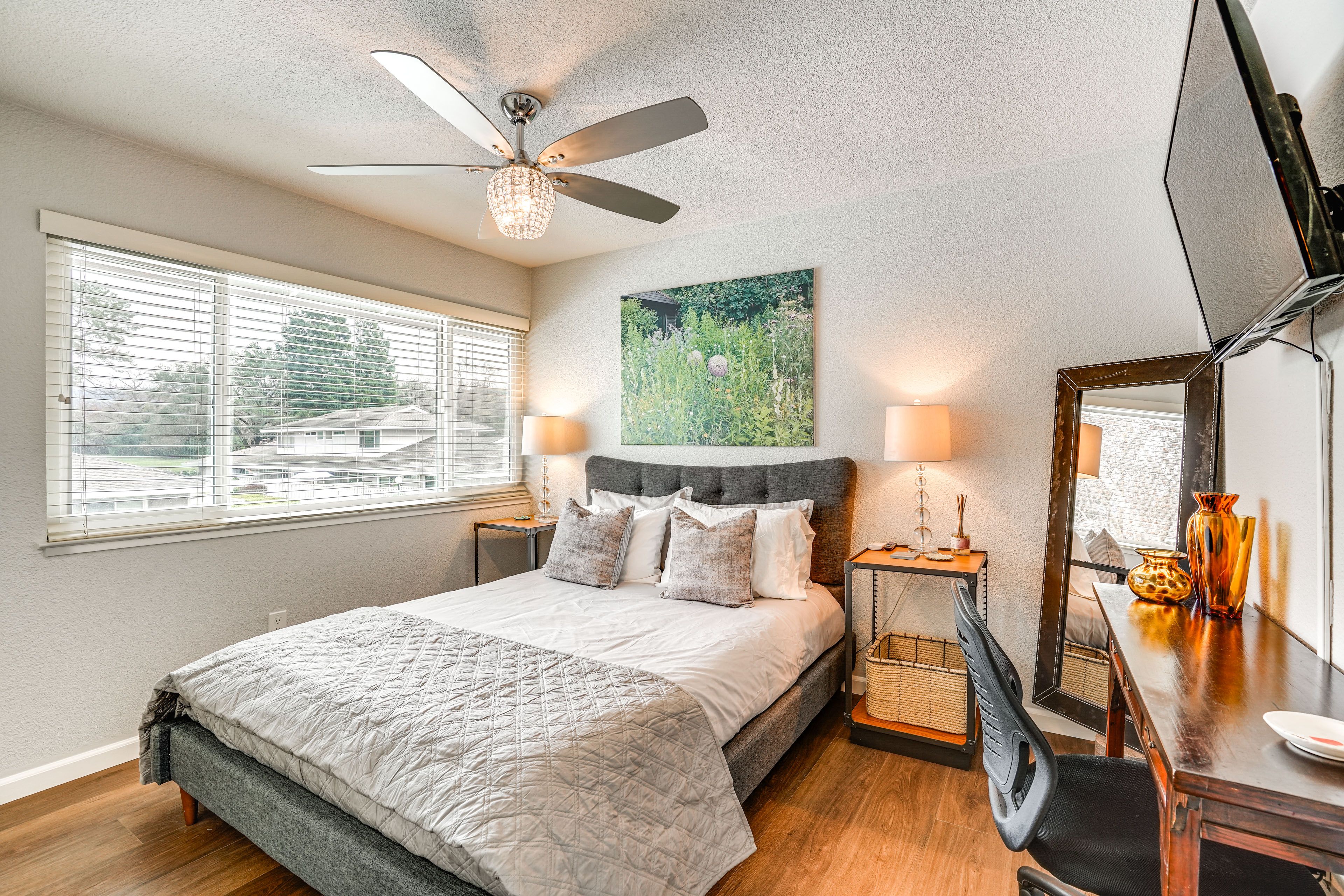 Bedroom 2 | Queen Bed | 2nd Floor | Linens Provided