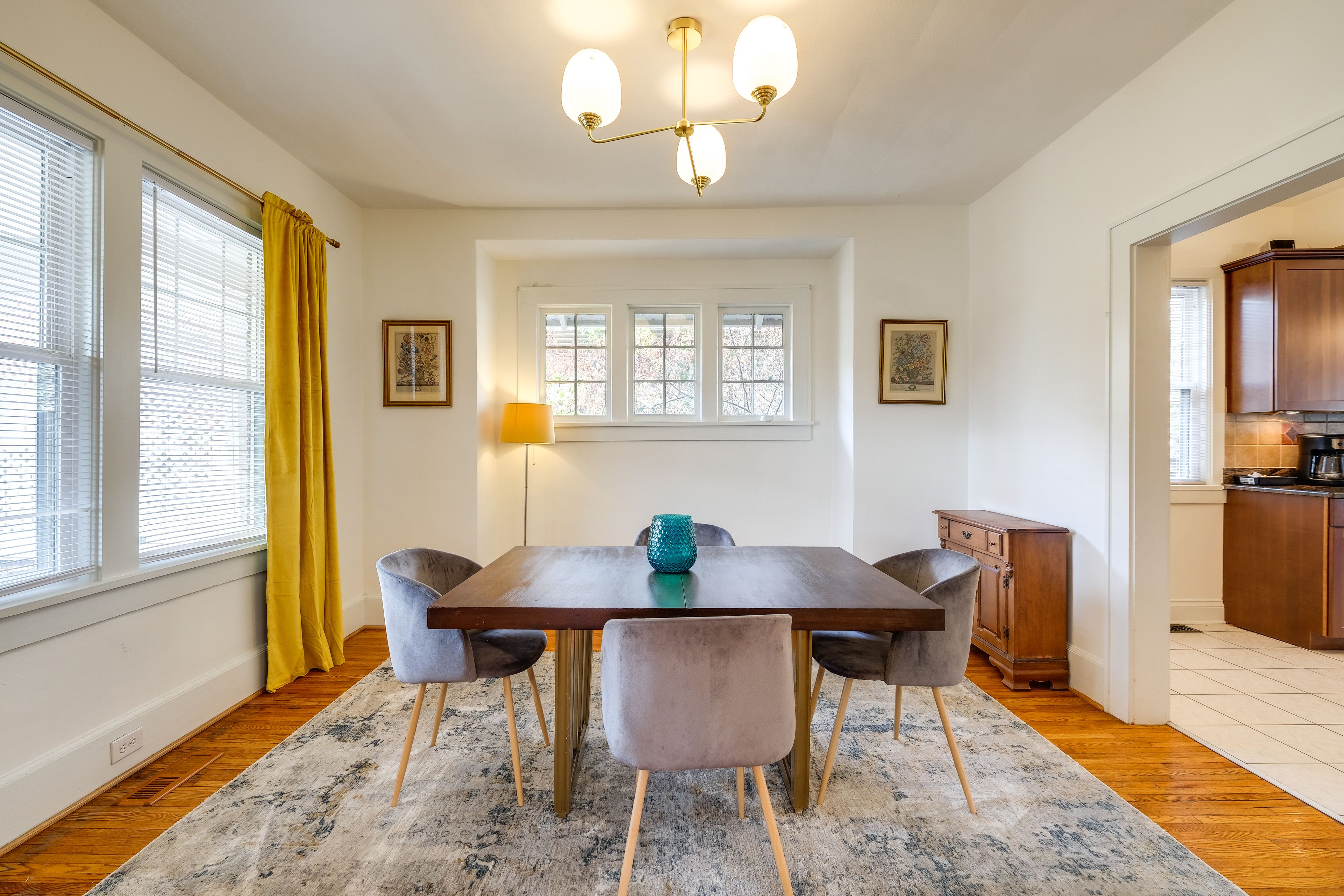 Dining Area | Dishware/Flatware | Trash Bags/Paper Towels