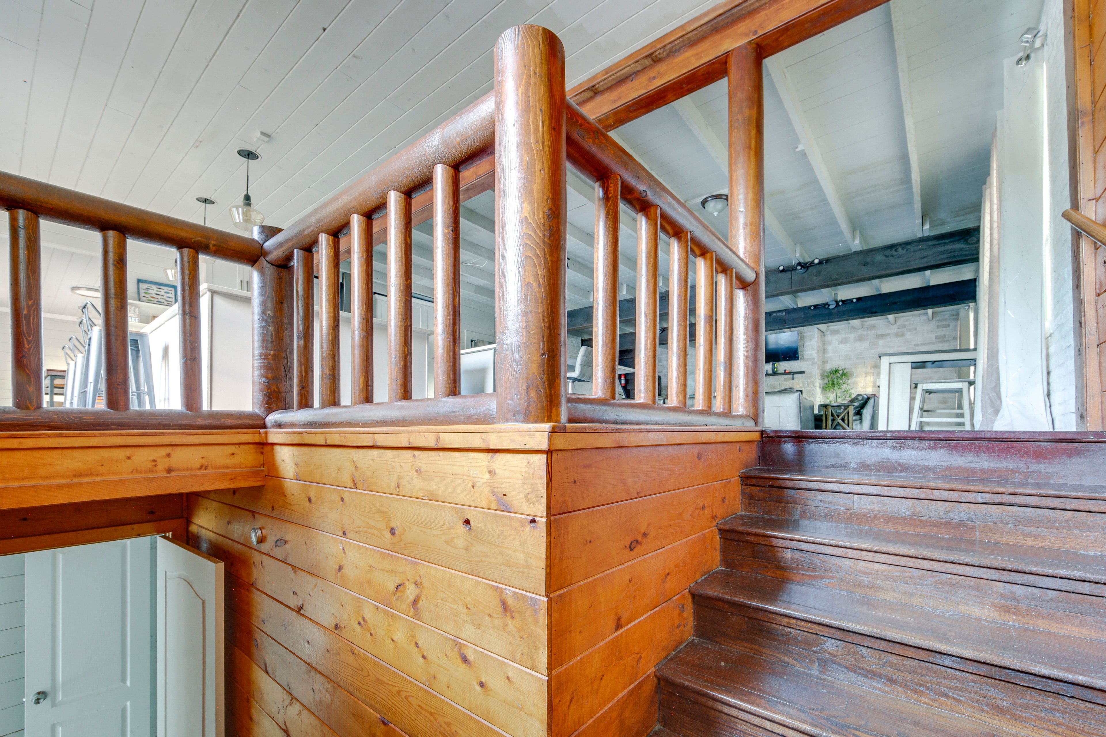 Stairs to 2nd Floor