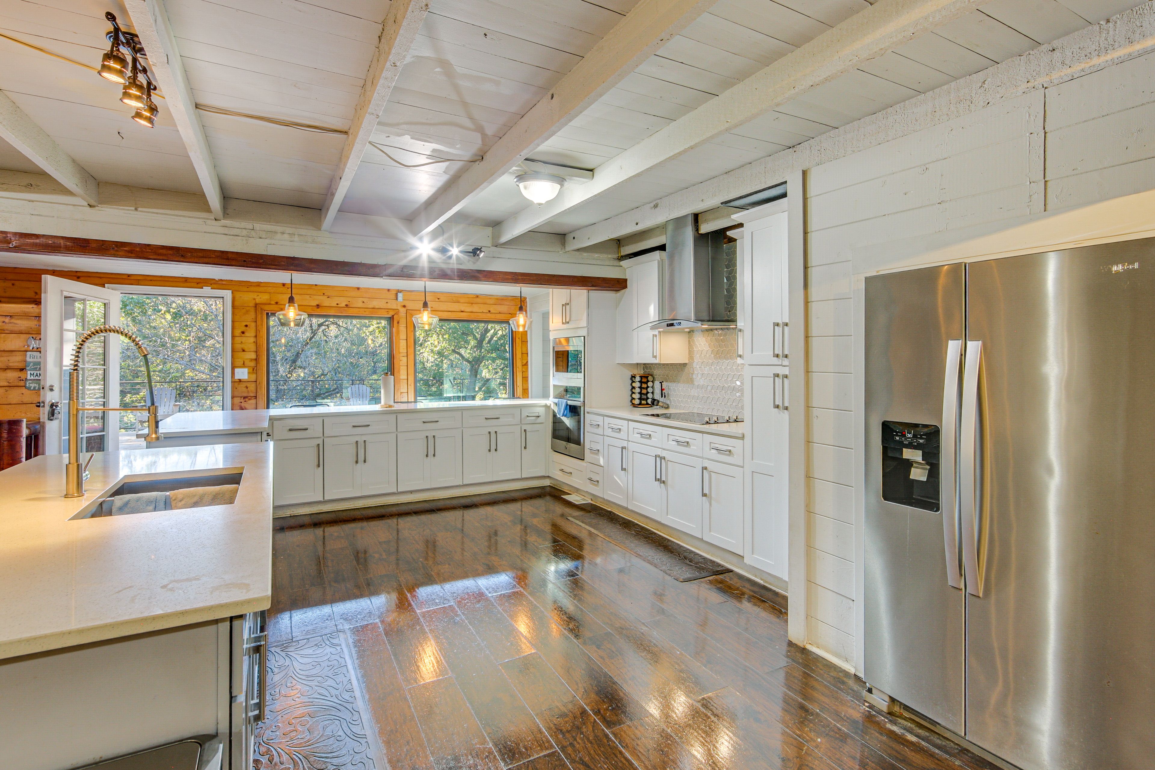 Kitchen | Keurig Coffee Maker | Dishwasher | Cooking Utensils | 2nd Floor
