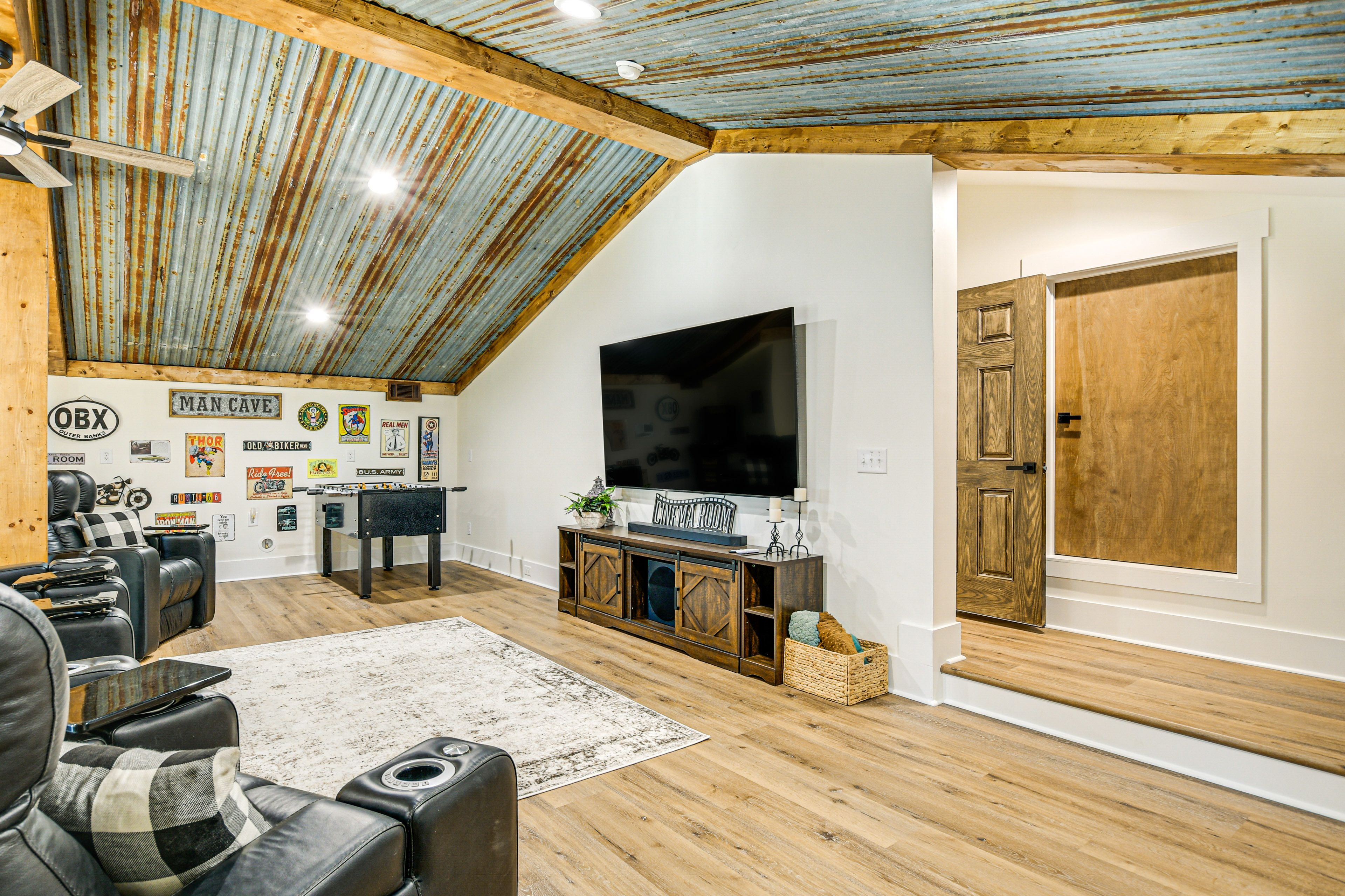 Cinema Room | 2nd Floor | Queen Daybed | Dining Area