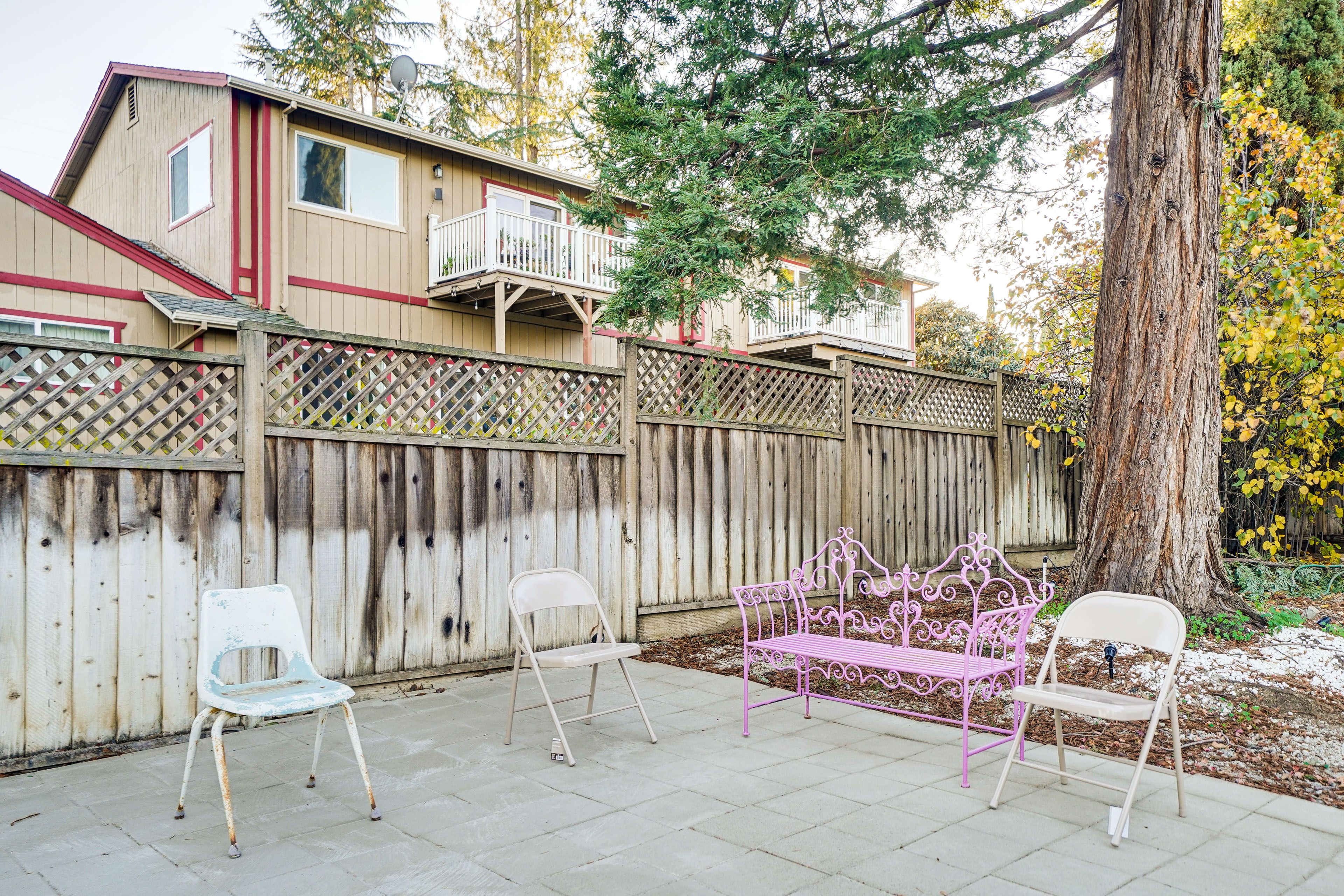 Shared Front Yard