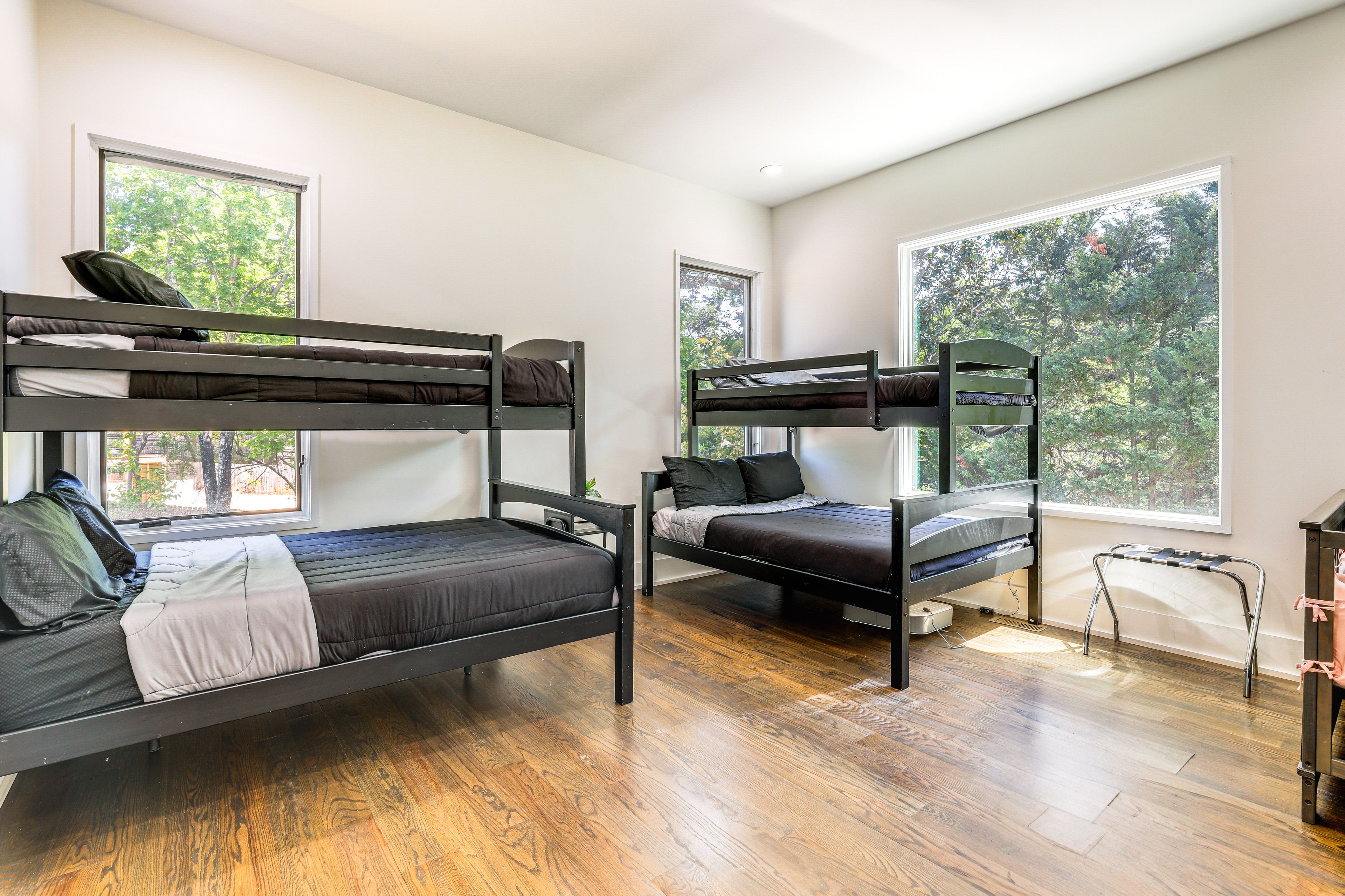 Bedroom Suite 2 | 2 Twin/Full Bunk Beds | Crib | 2nd Floor