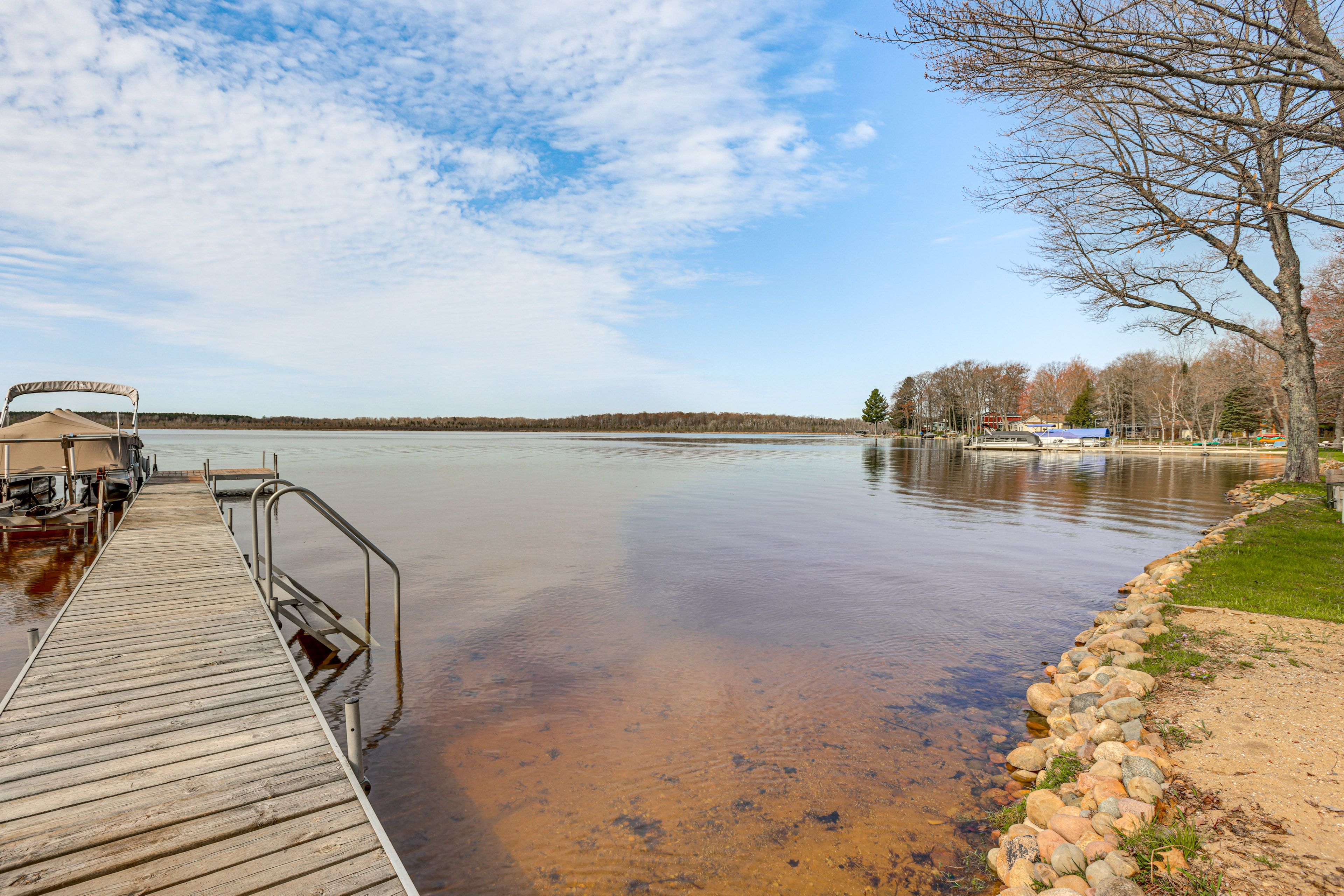 Seasonal Boat Dock (Spring-Fall)