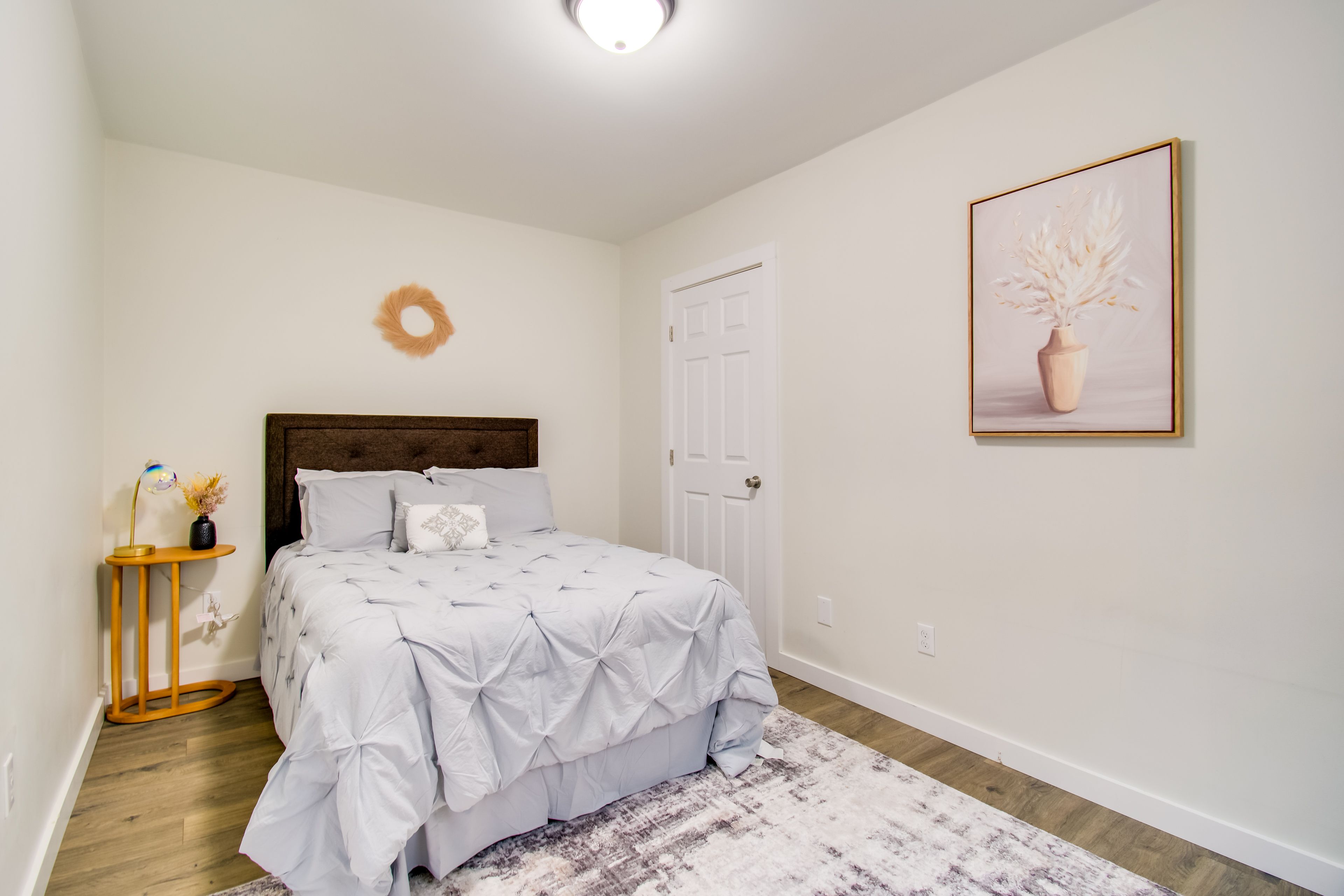 Bedroom | Full Bed