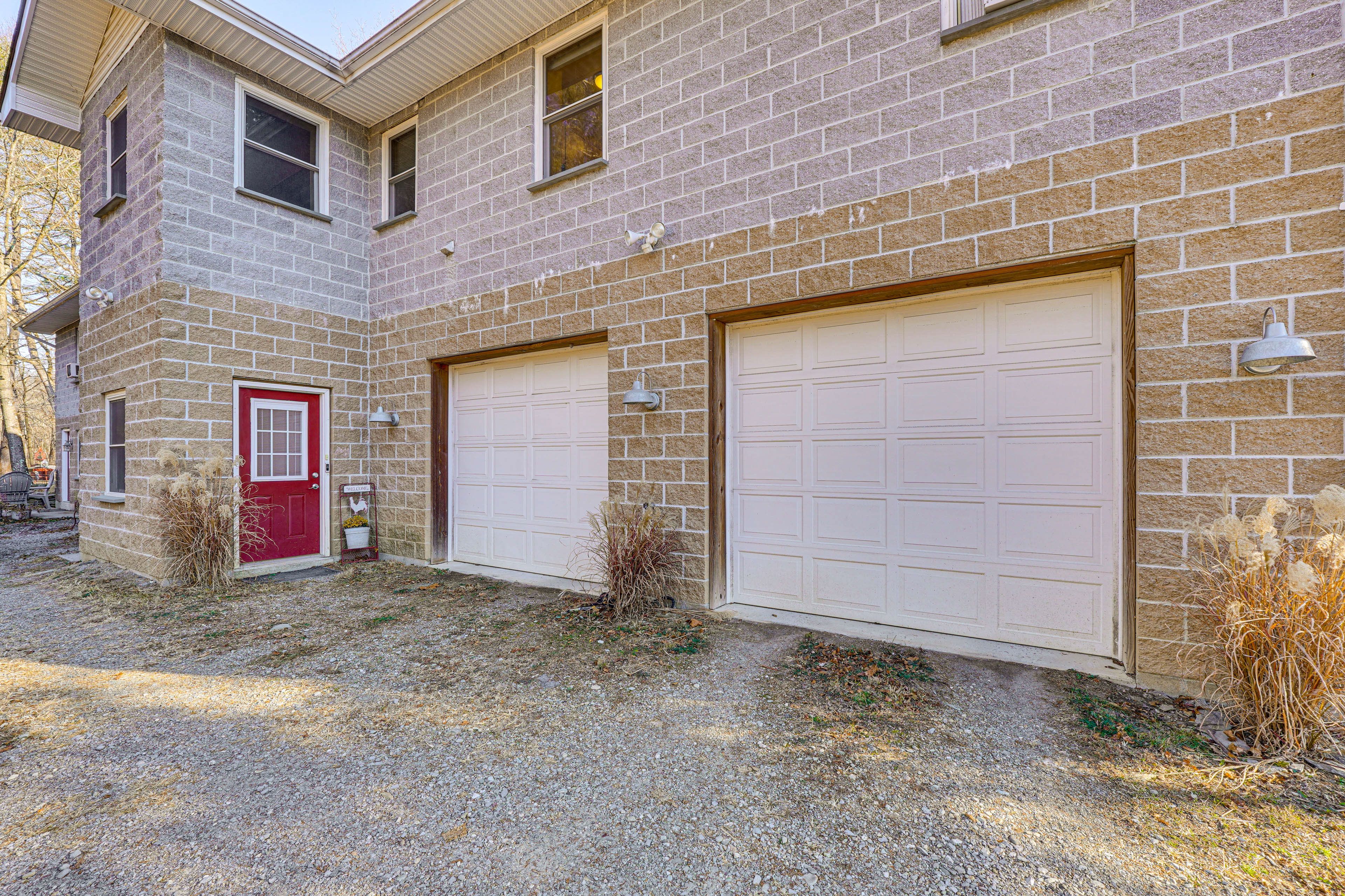 Apartment Exterior | Single-Story Unit