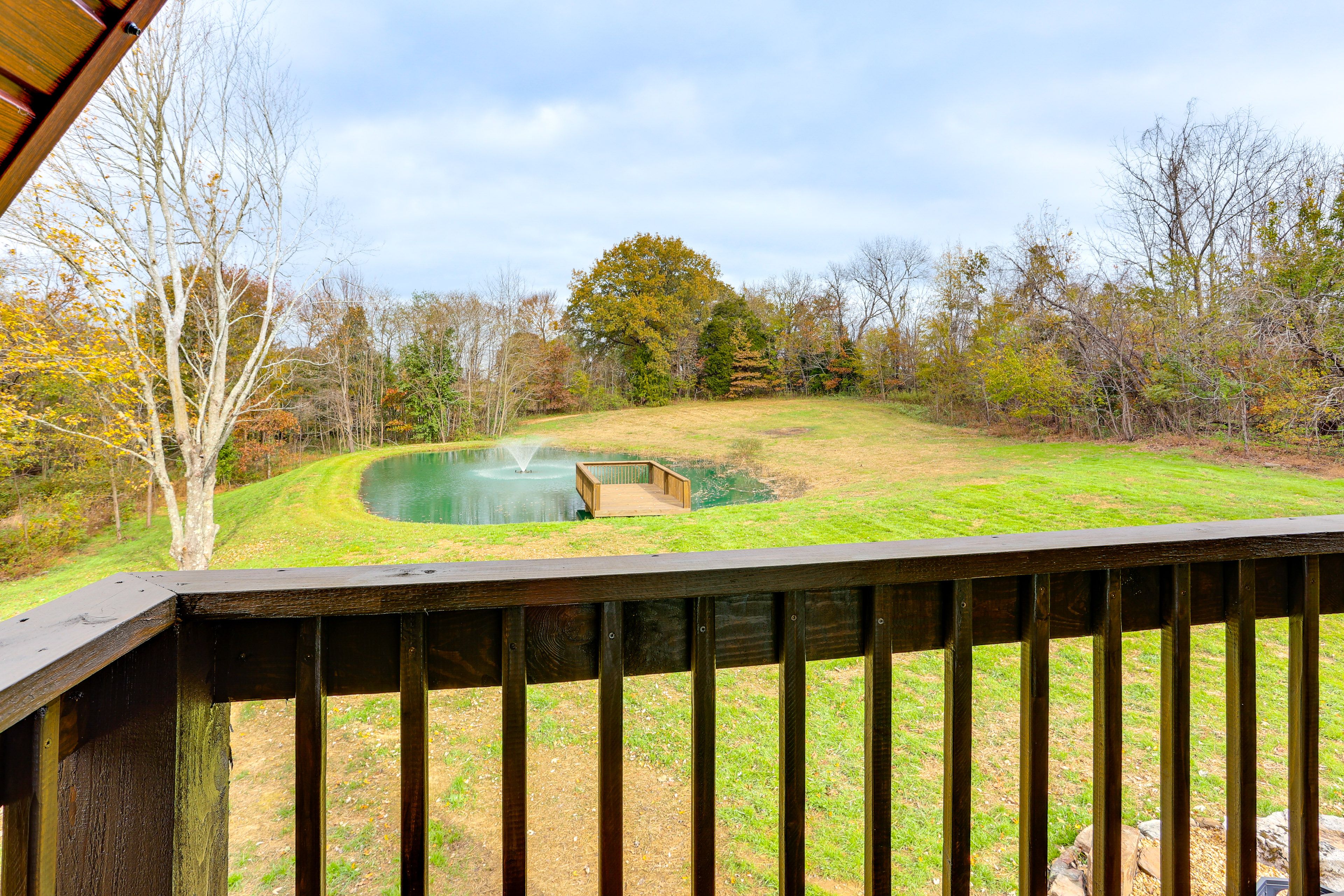 Balcony | Pond View