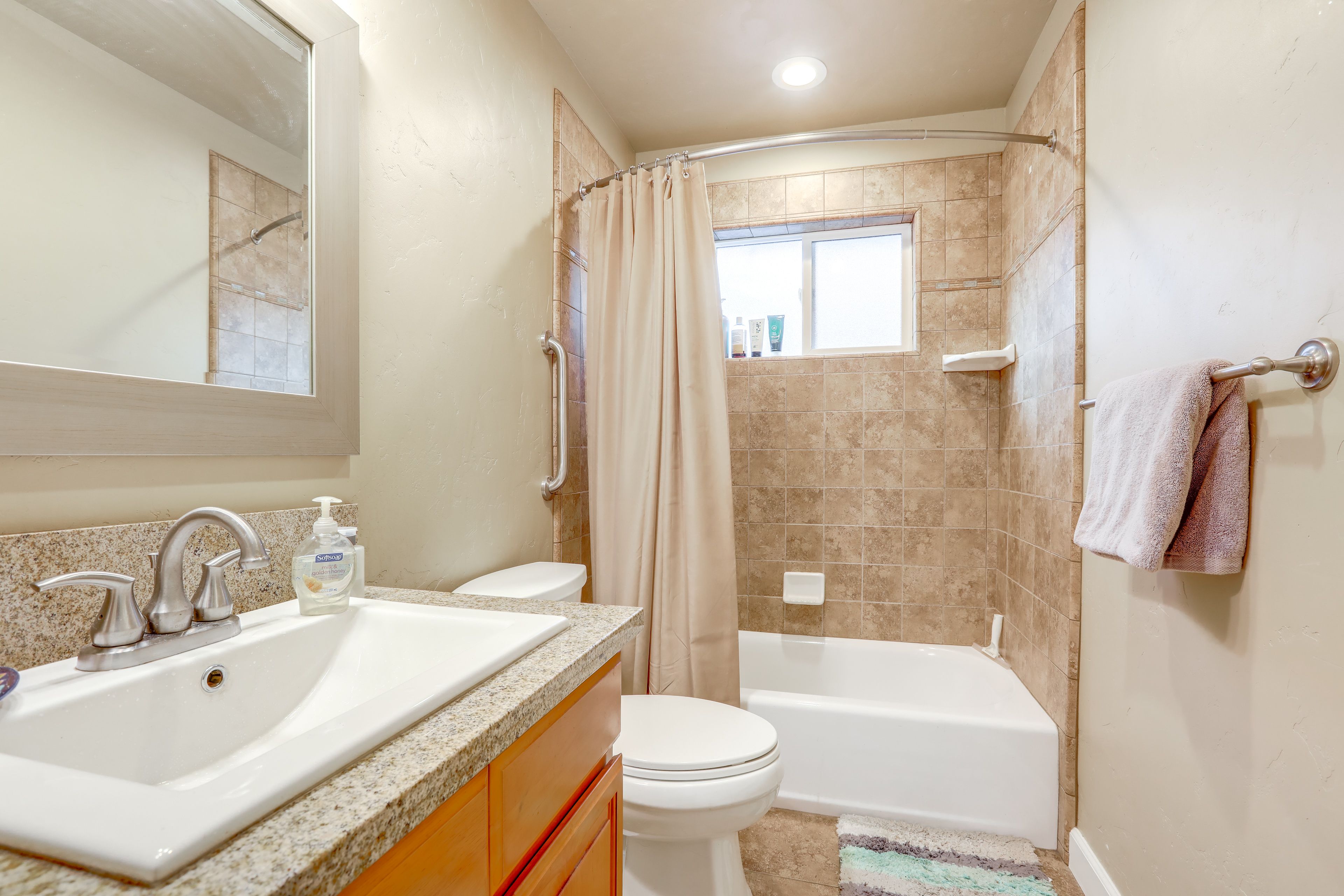 Full Bathroom