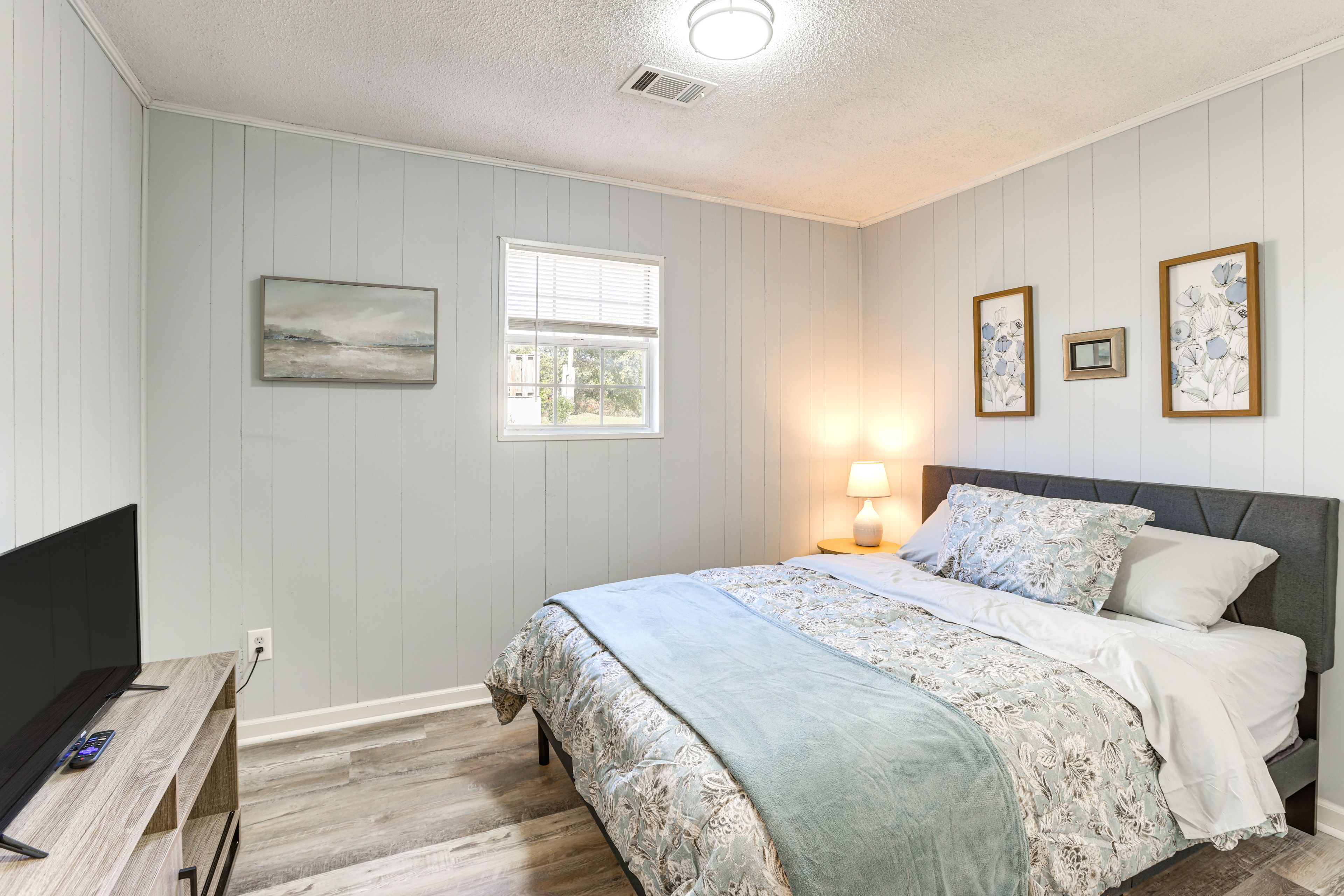 Bedroom 2 | Queen Bed | Linens Provided