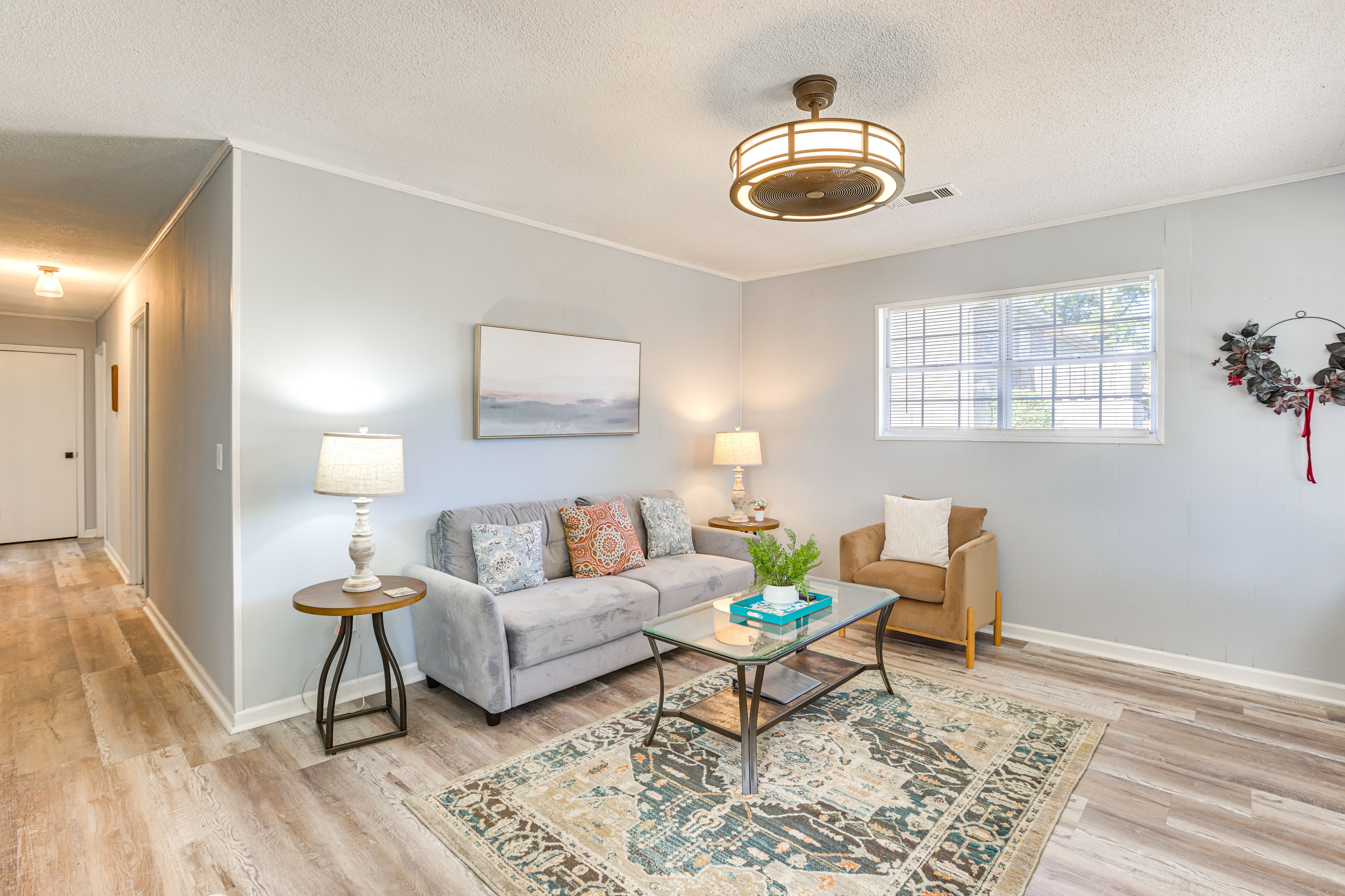 Living Room | Smart TV