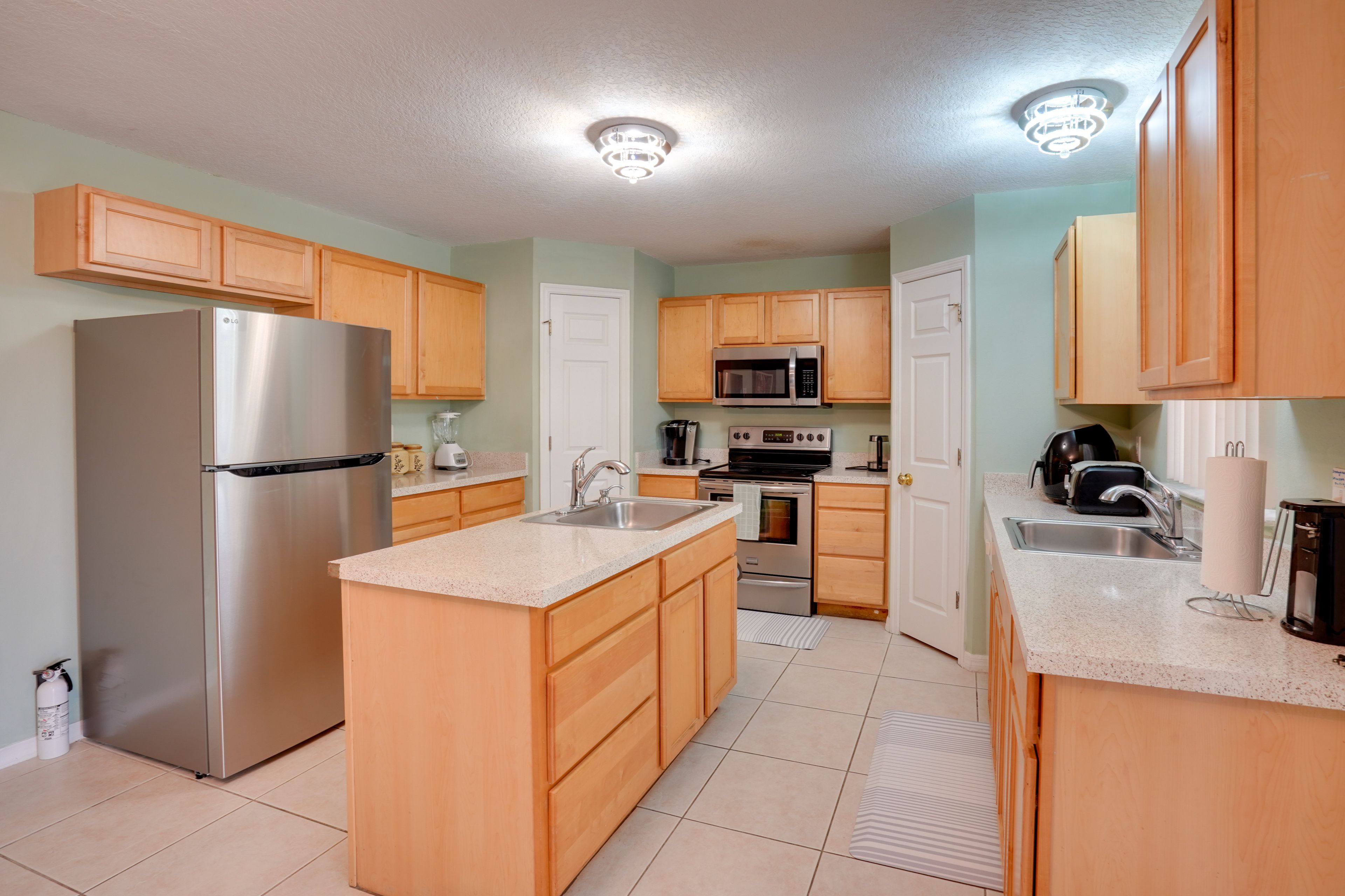 Kitchen | 1st Floor | Cooking Basics | Toaster | Dishwasher