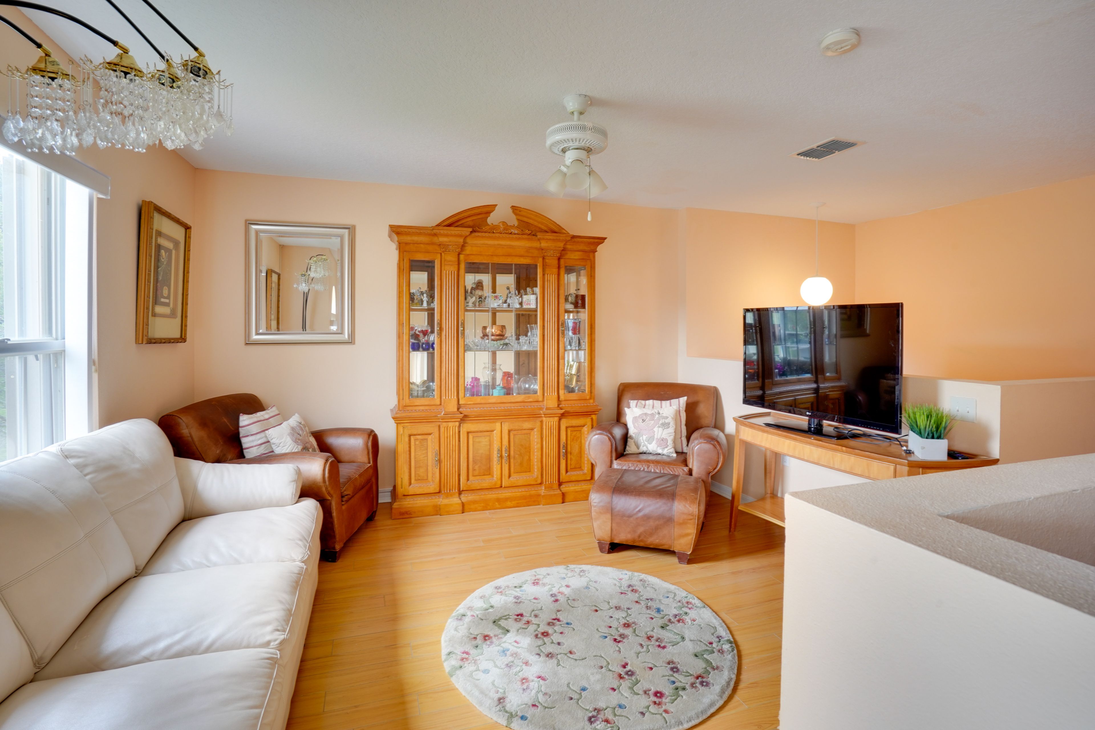 Living Room | 2nd Floor