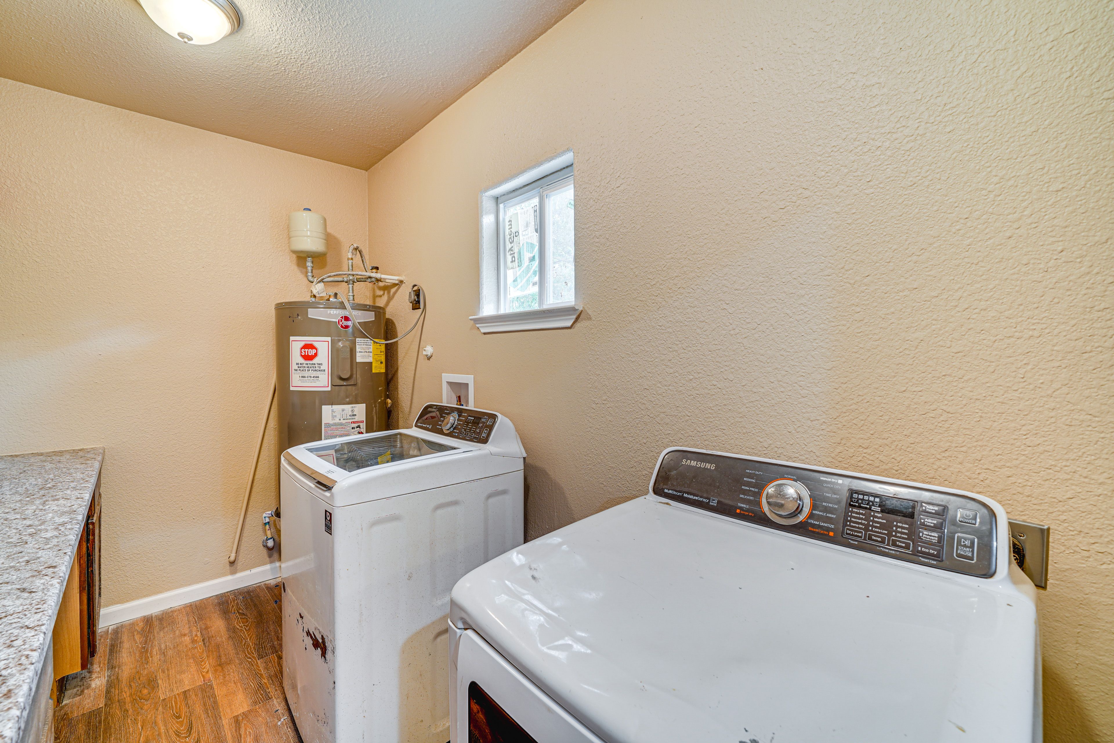 Washer & Dryer