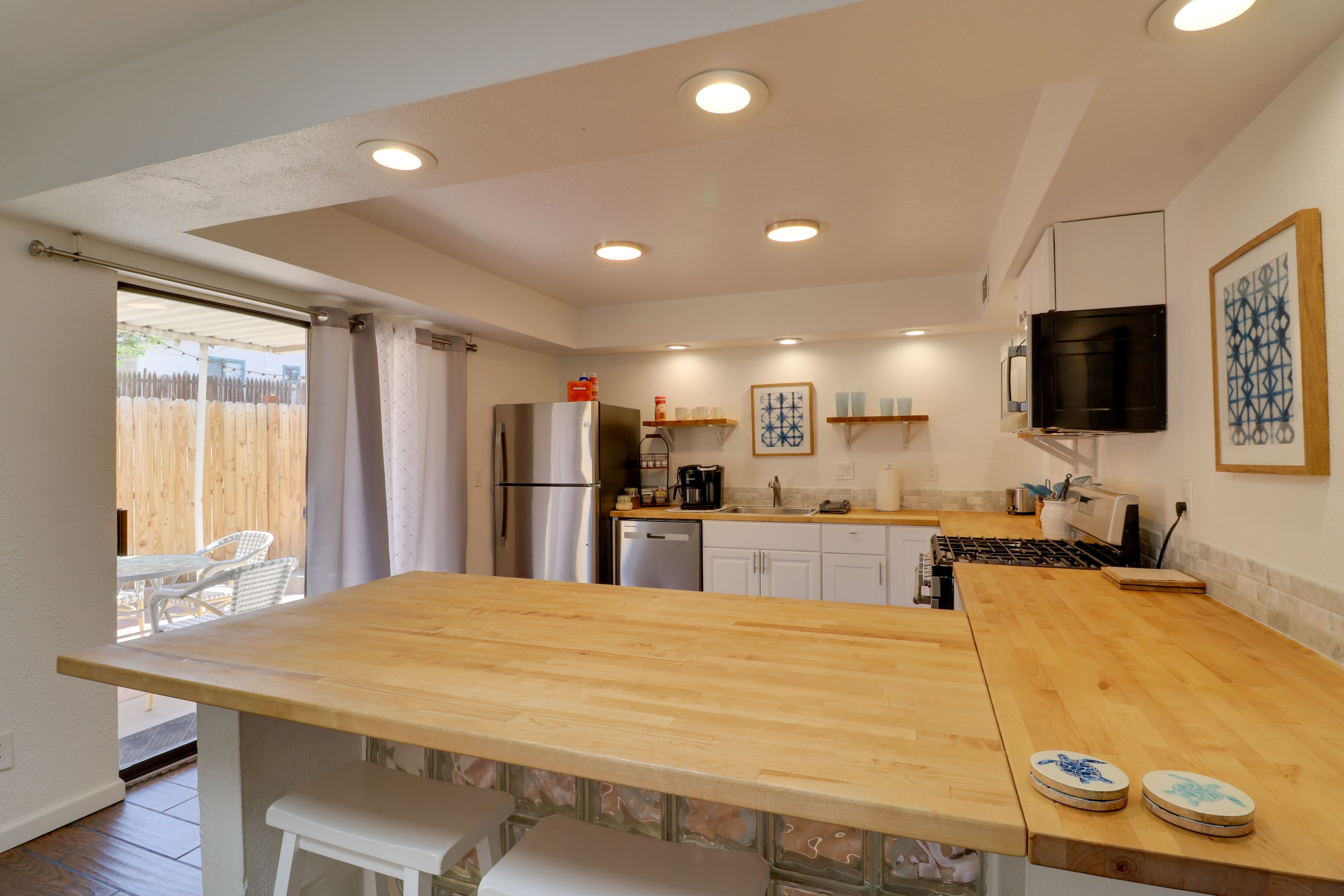 Dining Bar