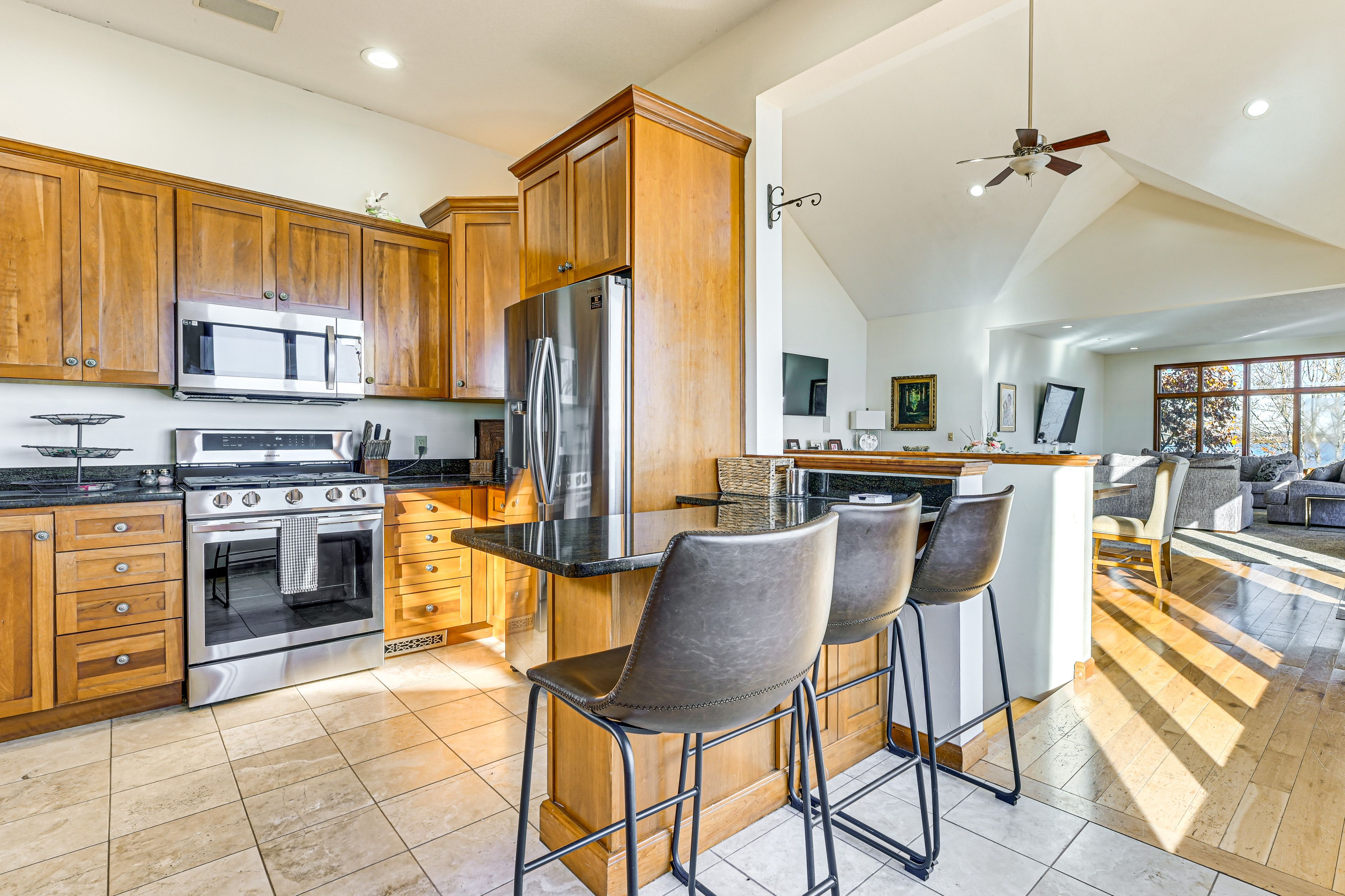 Upper Kitchen | 2nd Floor | Dishwasher