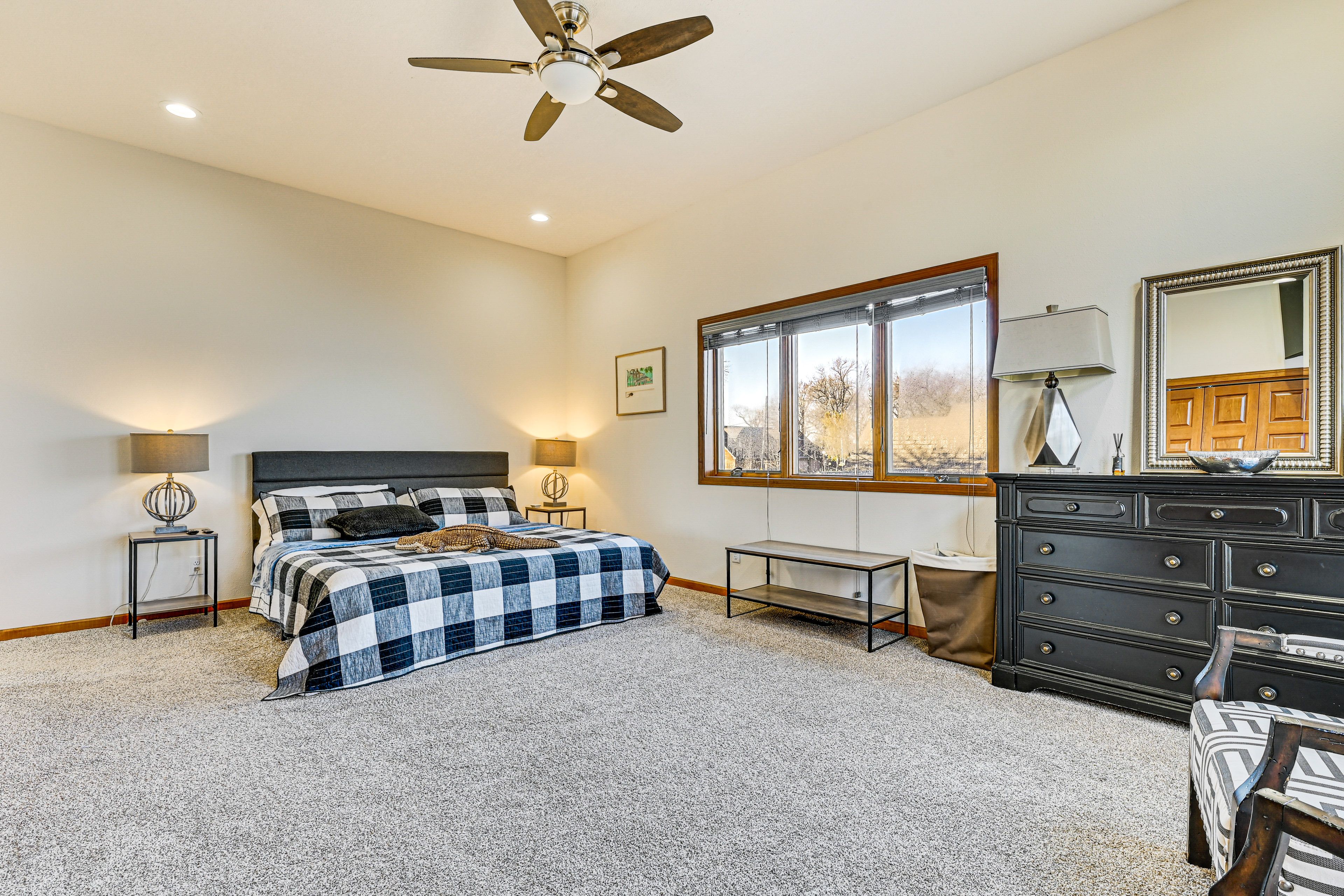 Bedroom 2 | 2nd Floor | Queen Bed | Linens Provided