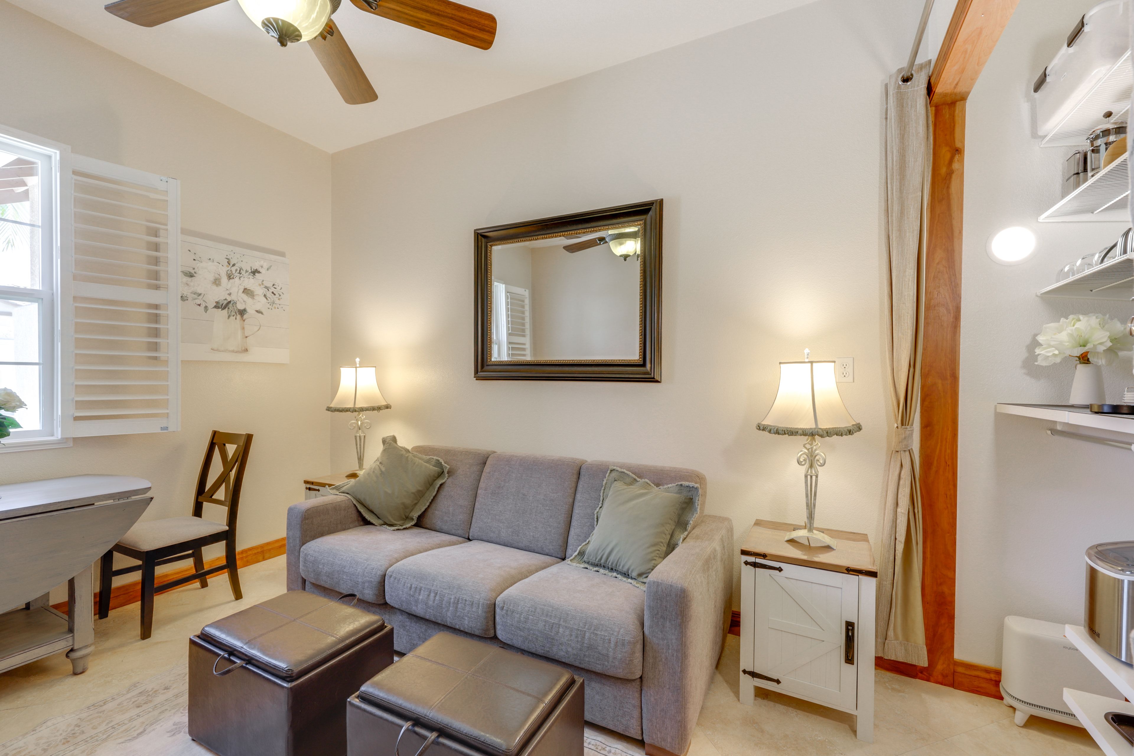 Living Room | Central A/C | Free WiFi | Queen Sleeper Sofa