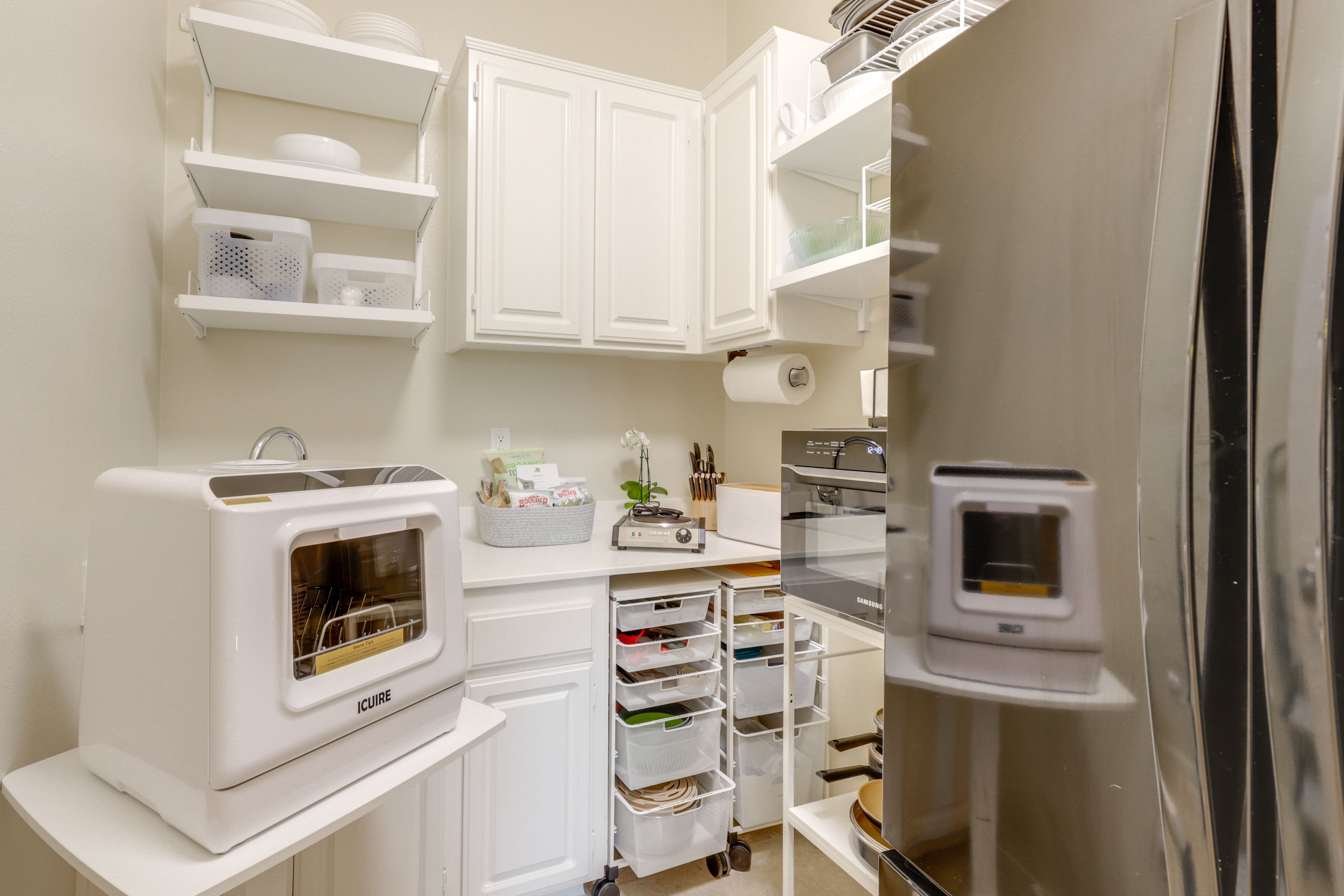 Kitchenette | Spices & Oil