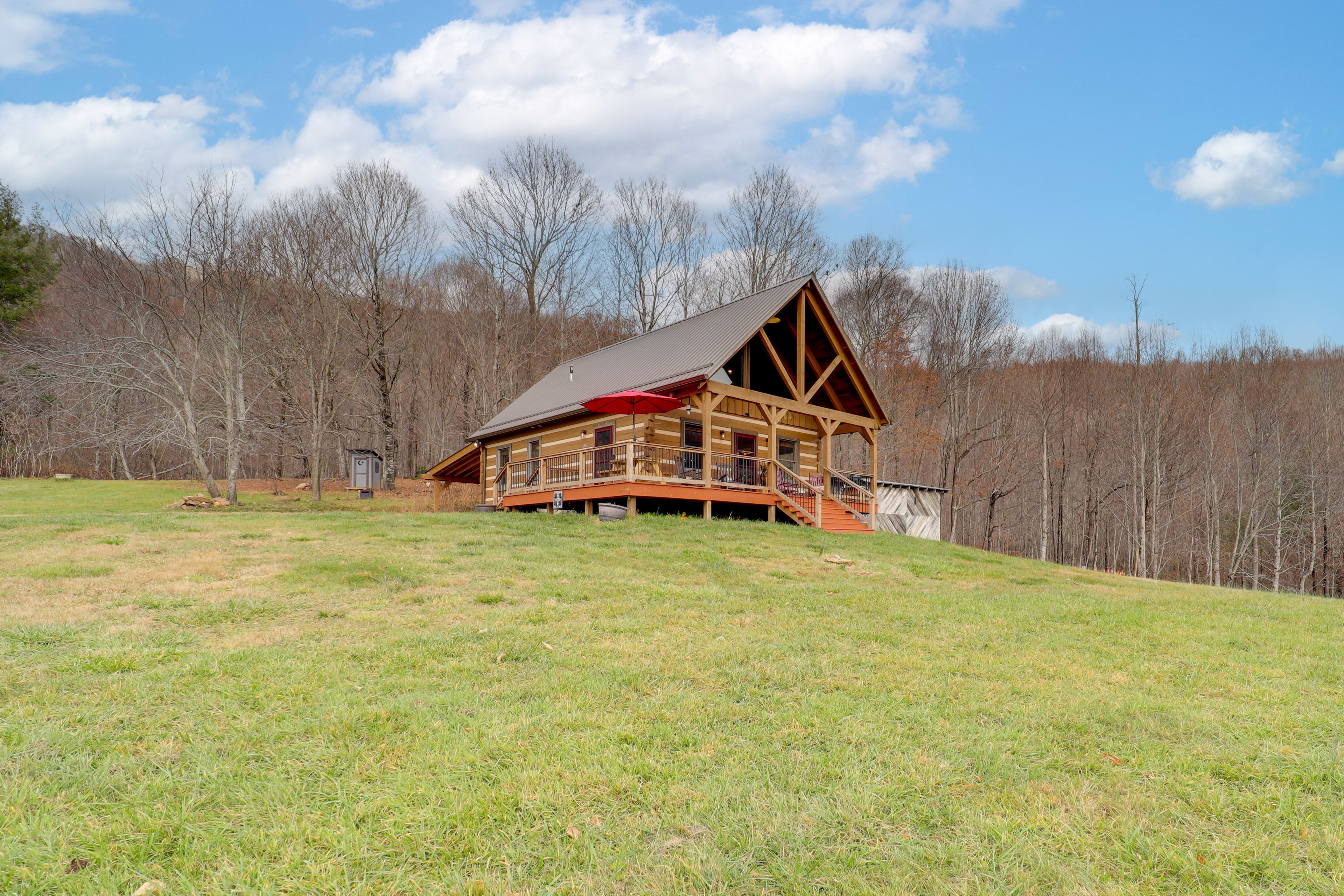 Backyard | 10-Acre Property