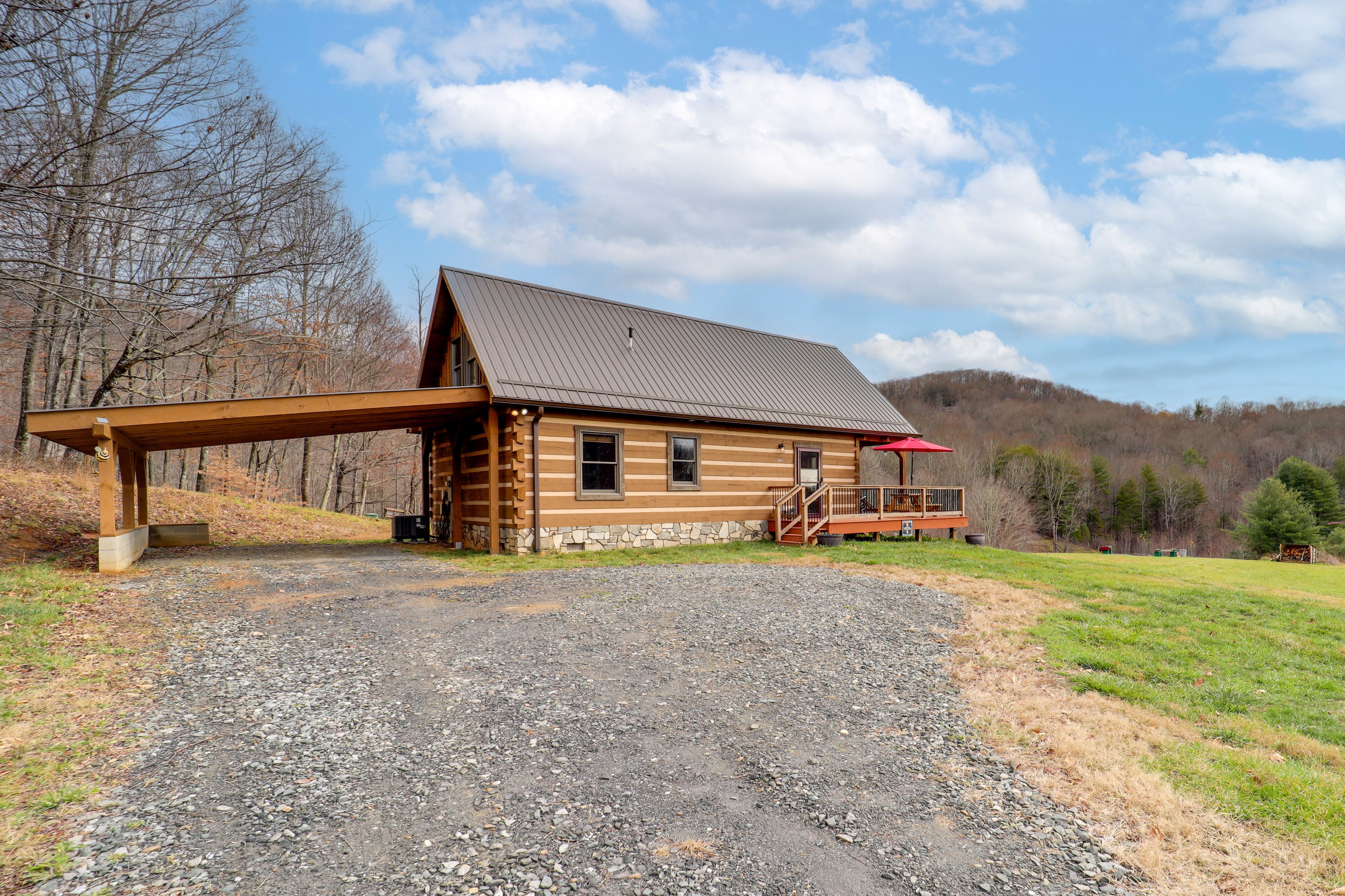 Parking | Carport (2 Vehicles) | Driveway (4 Vehicles)