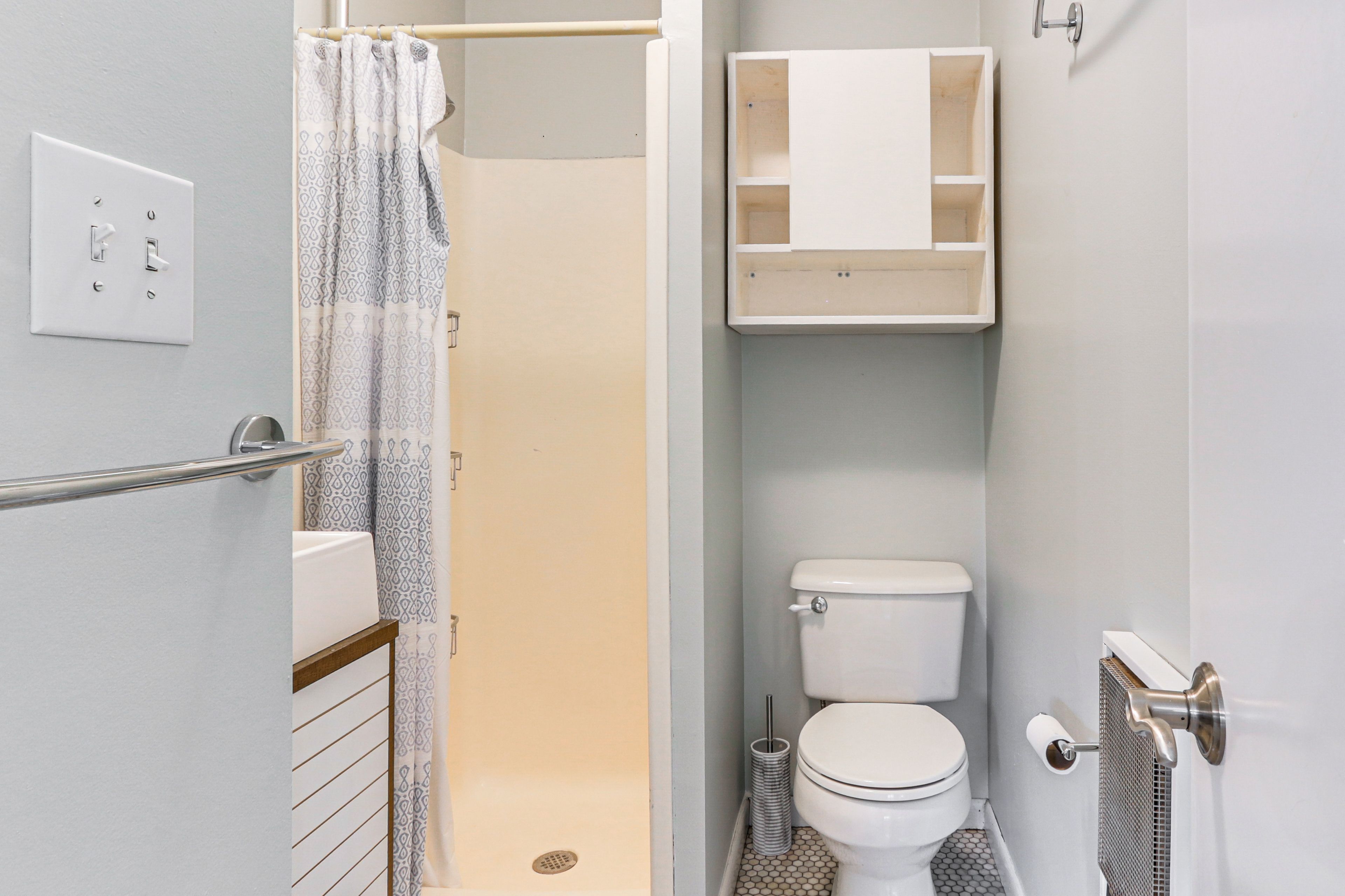 En-Suite Bathroom | Main Level